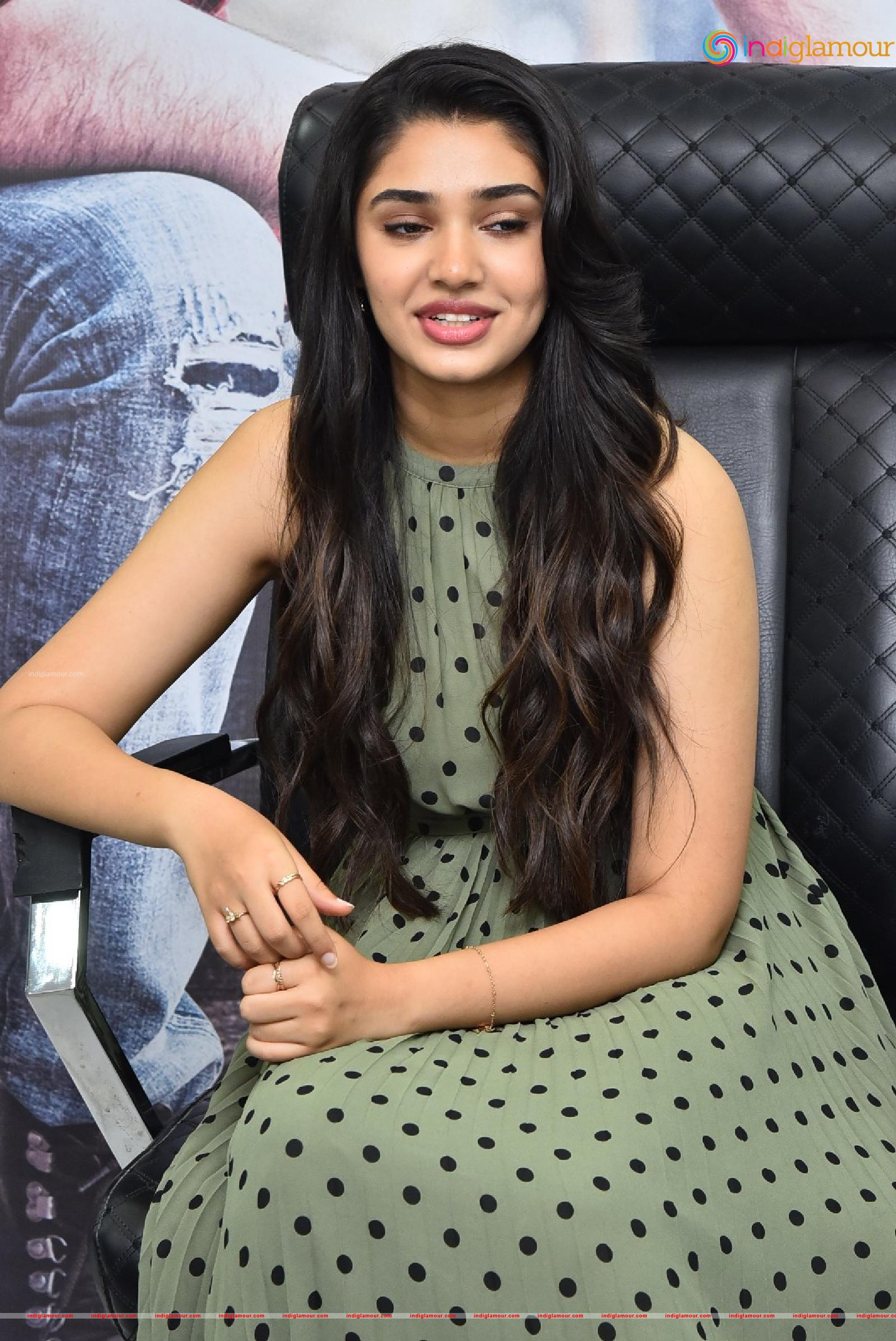 Krithi Shetty Actress hd photo