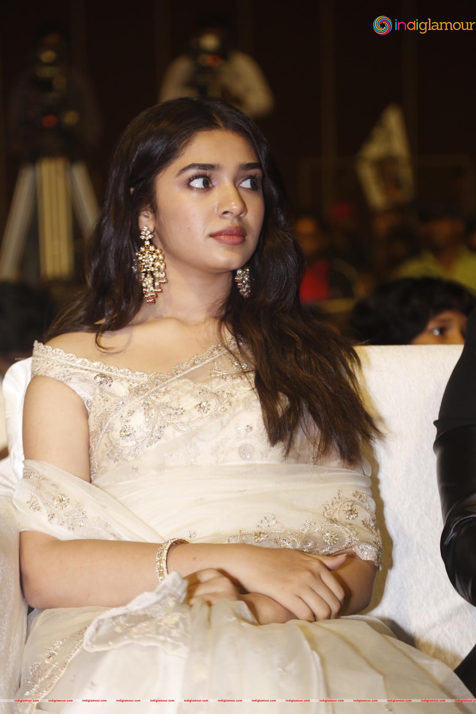 Kriti Shetty Actress hd photo