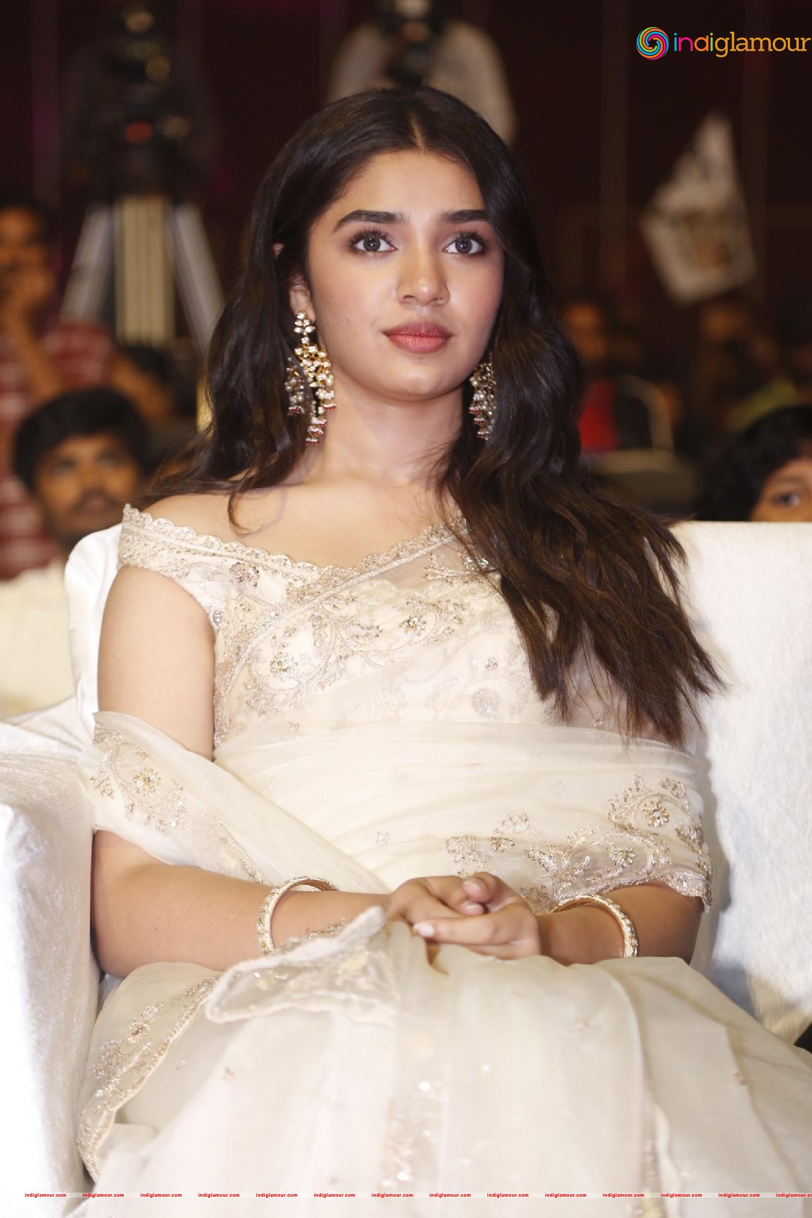 Kriti Shetty Actress hd photo