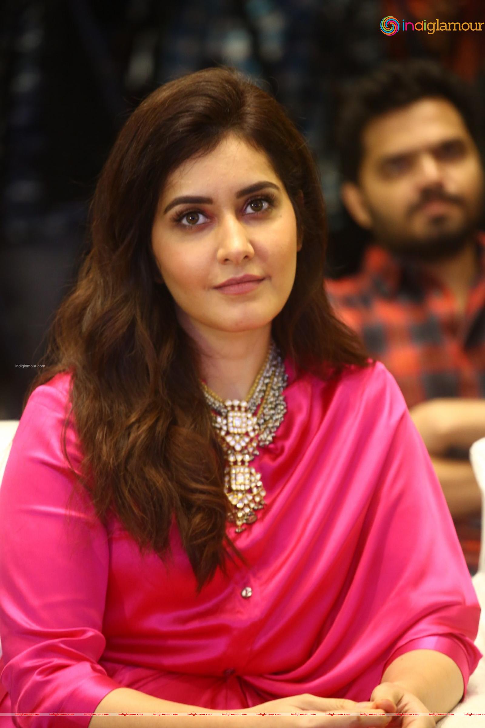Raashi Khanna Actress hd photo