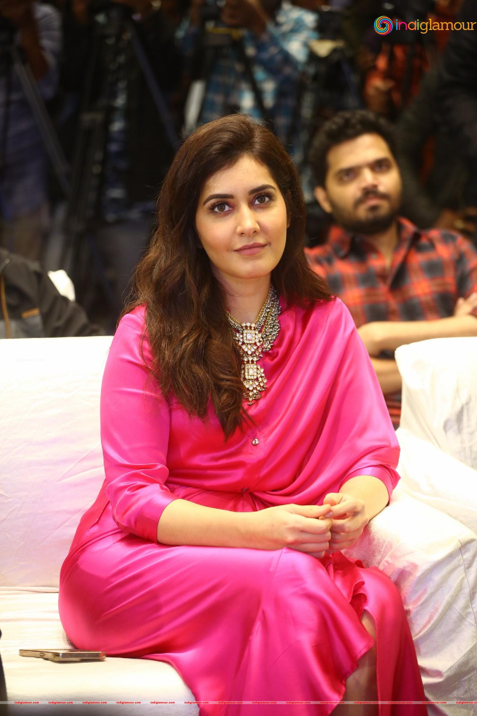 Raashi Khanna Actress hd photo