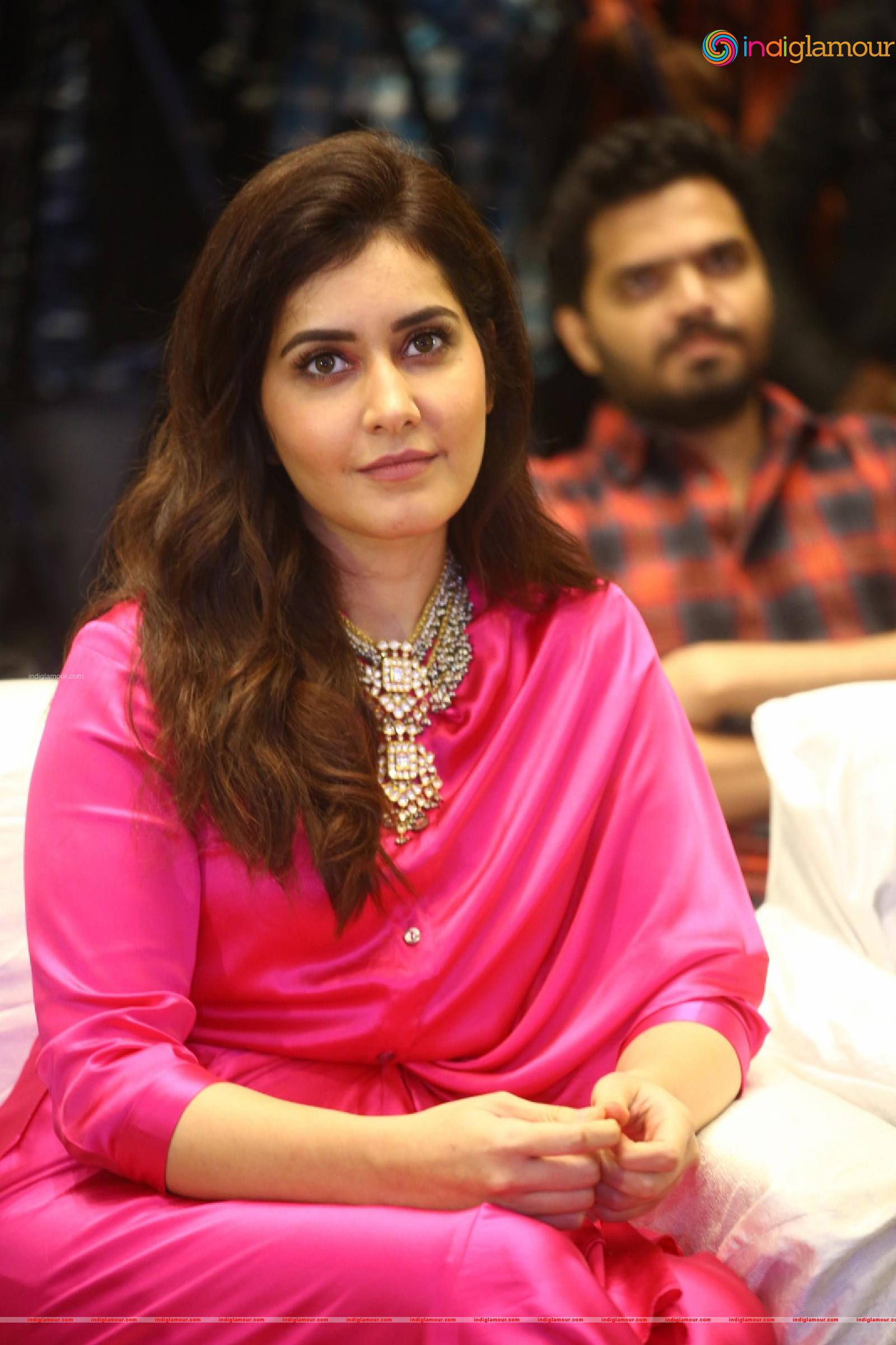 Raashi Khanna Actress hd photo