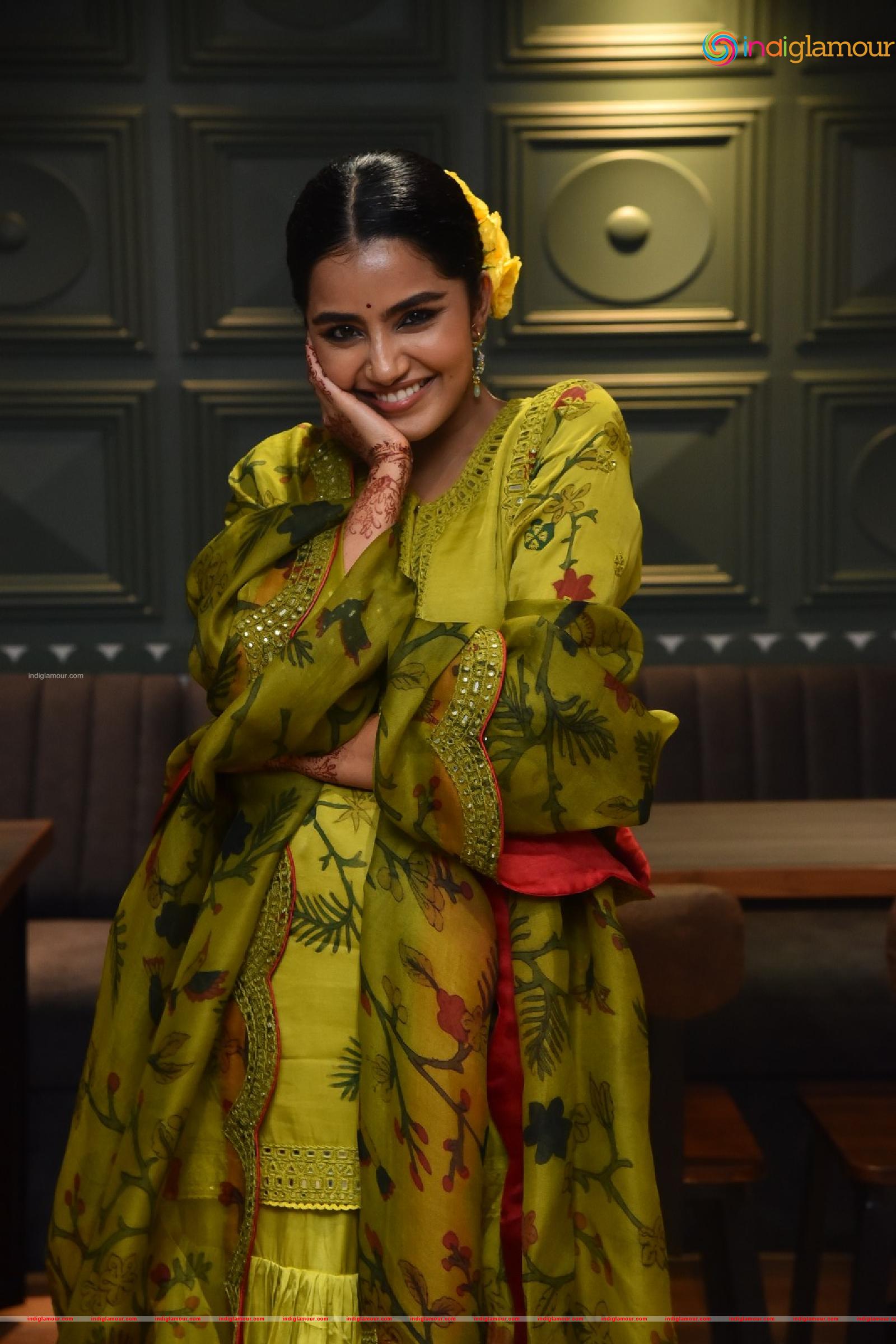 Anupama Parameswaran Actress hd photo