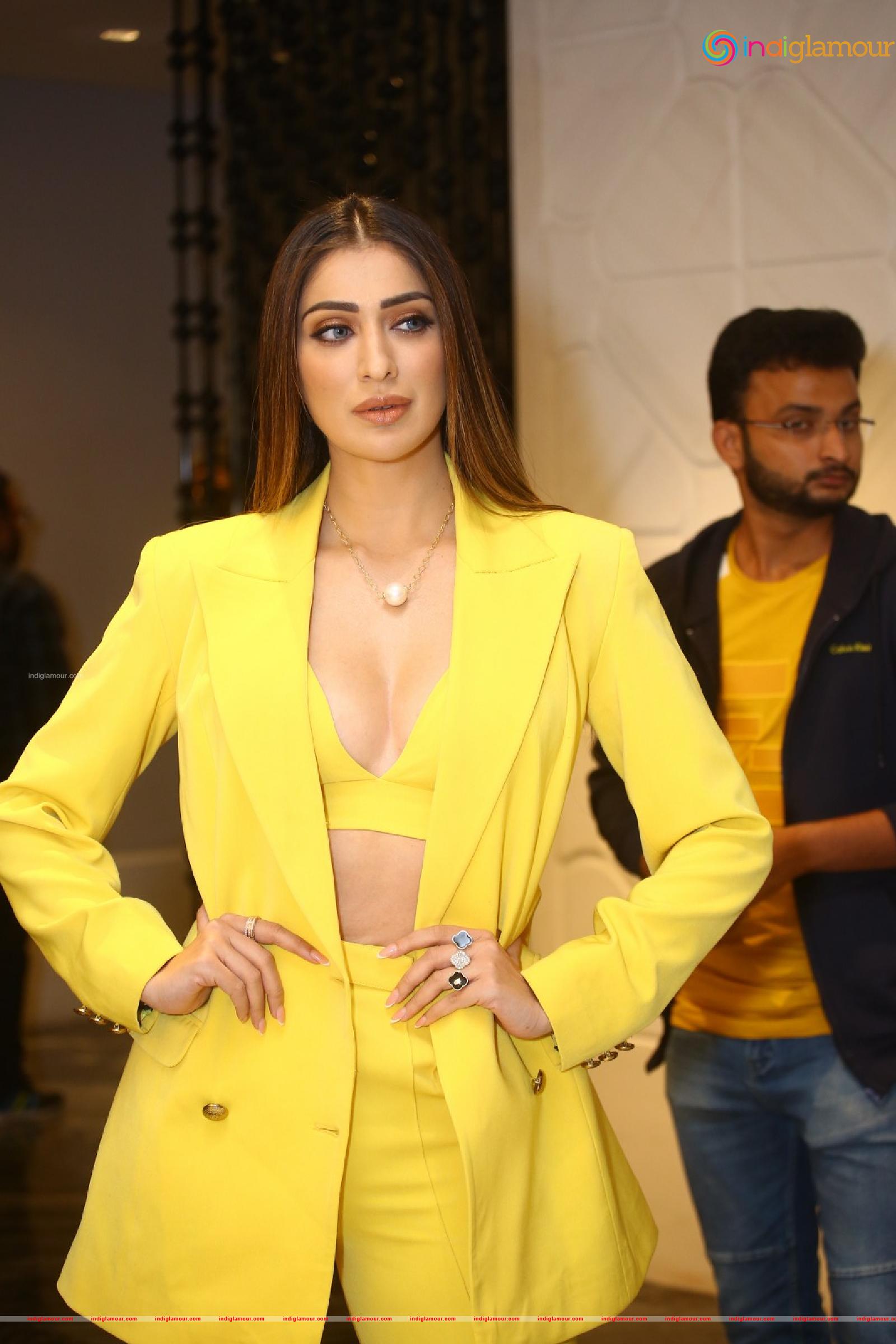 Raai Laxmi Actress hd photo