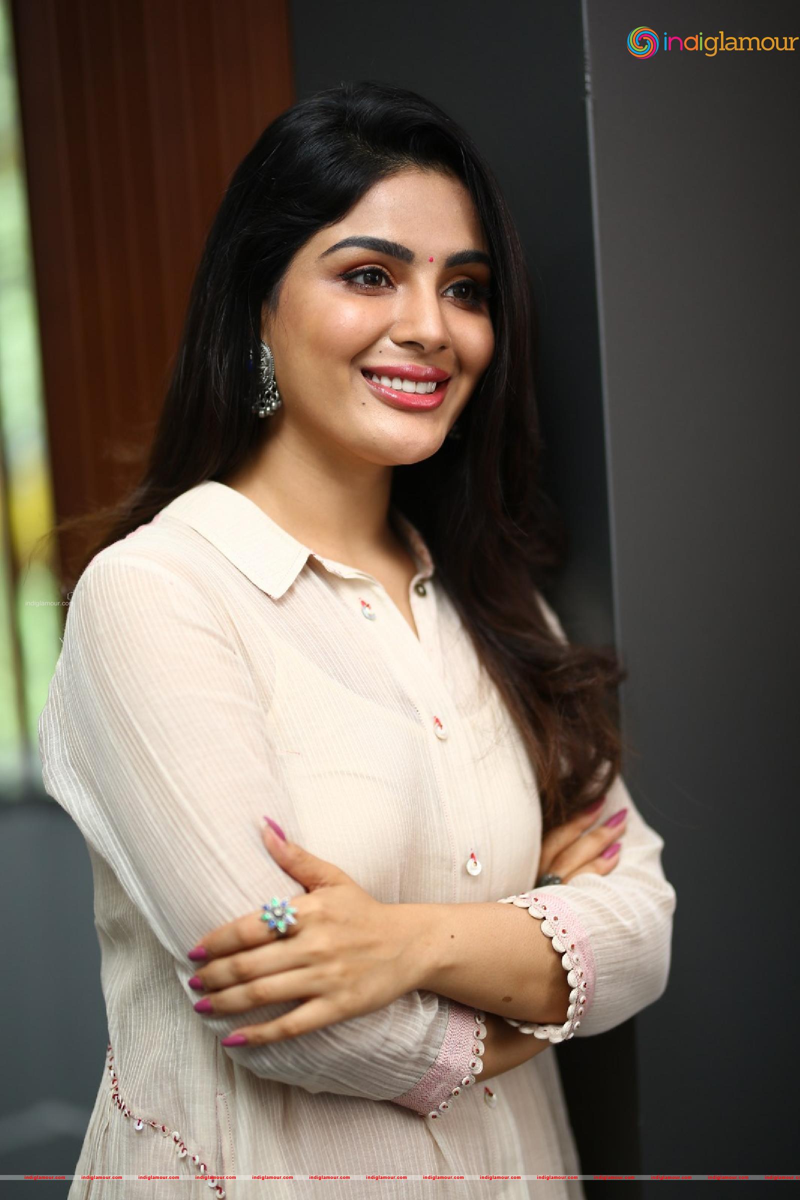 Samyuktha Menon Actress hd photo