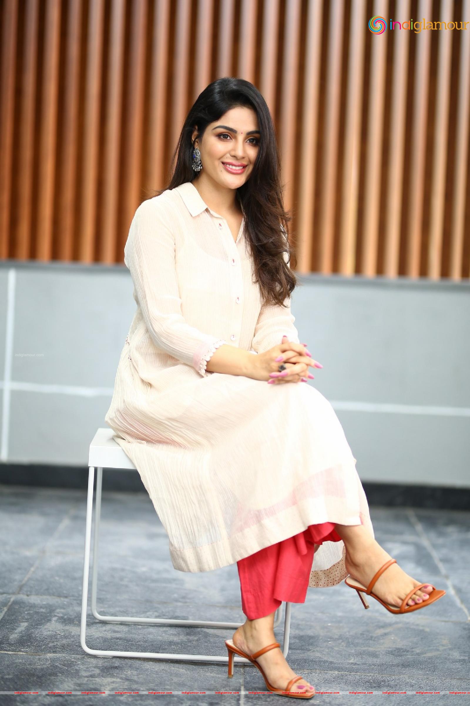Samyuktha Menon Actress hd photo