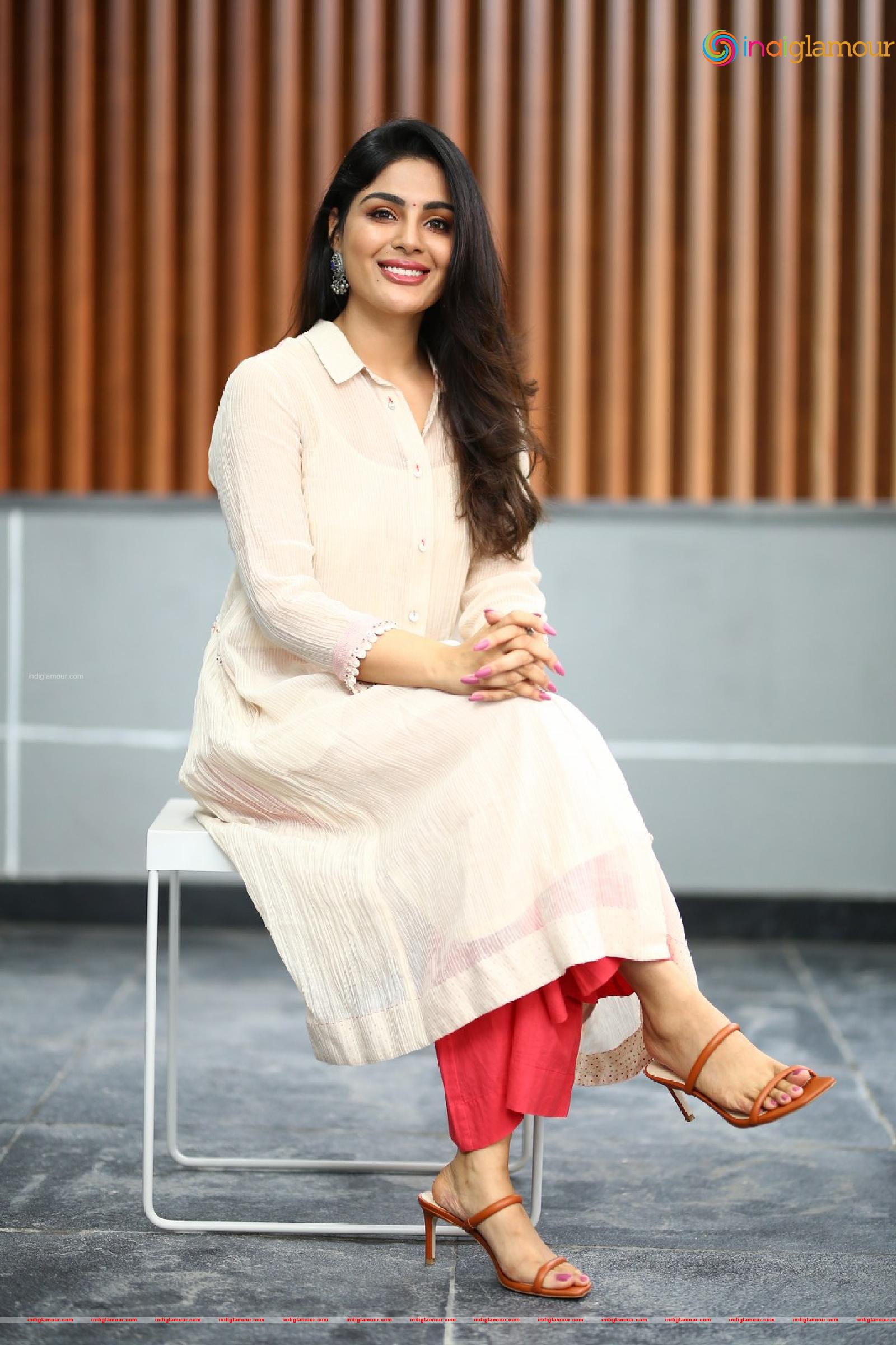 Samyuktha Menon Actress hd photo