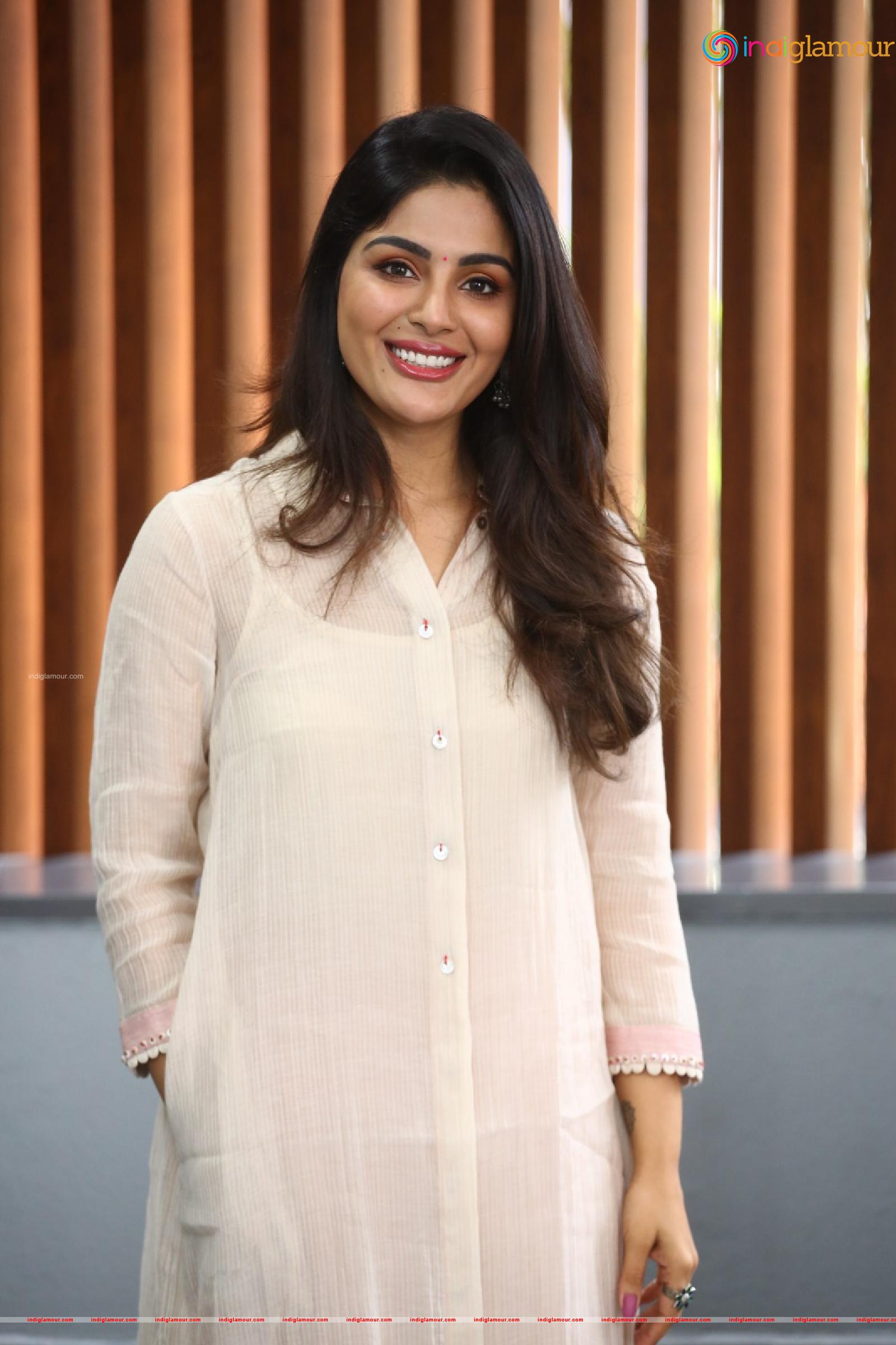 Samyuktha Menon Actress hd photo