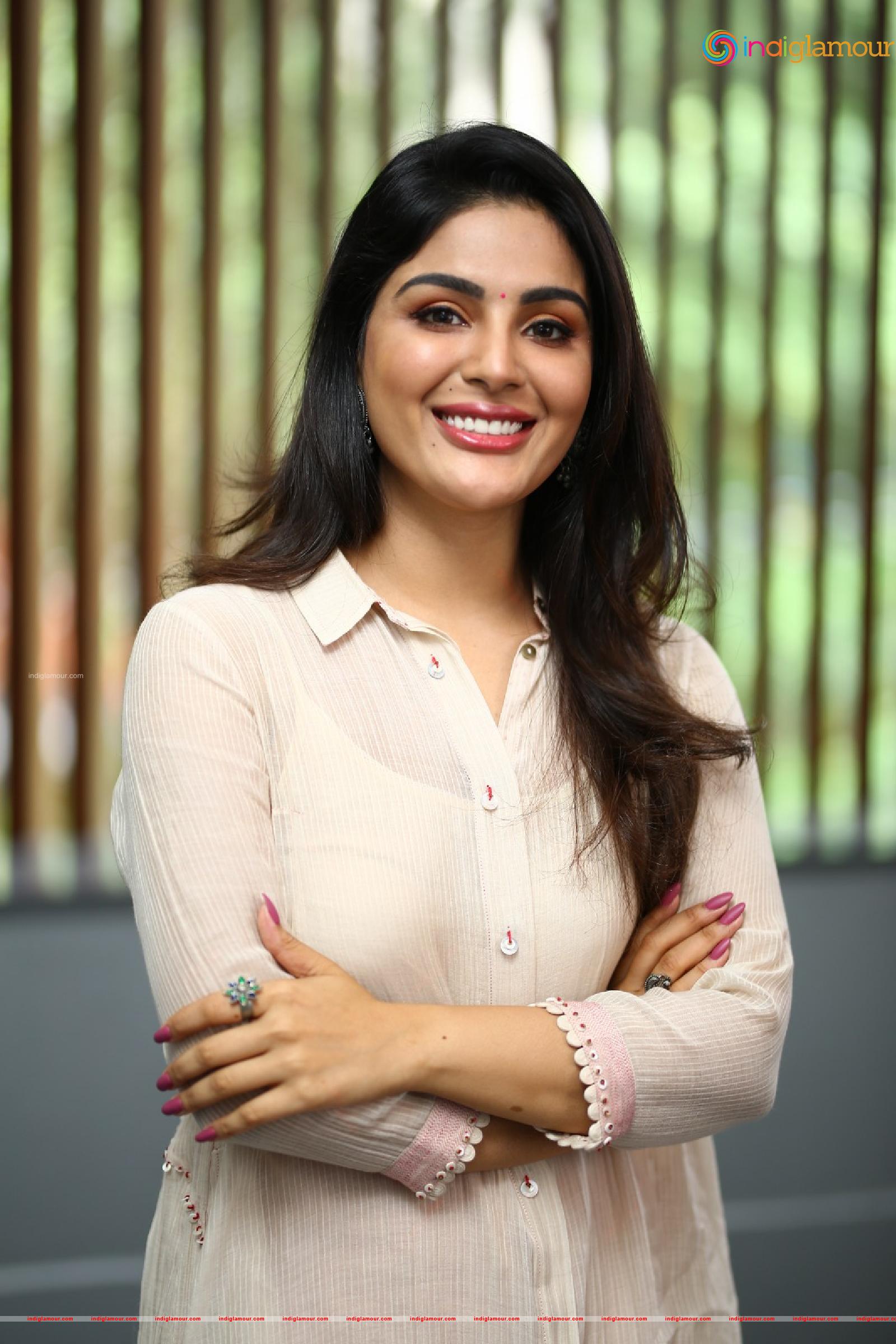 Samyuktha Menon Actress hd photo