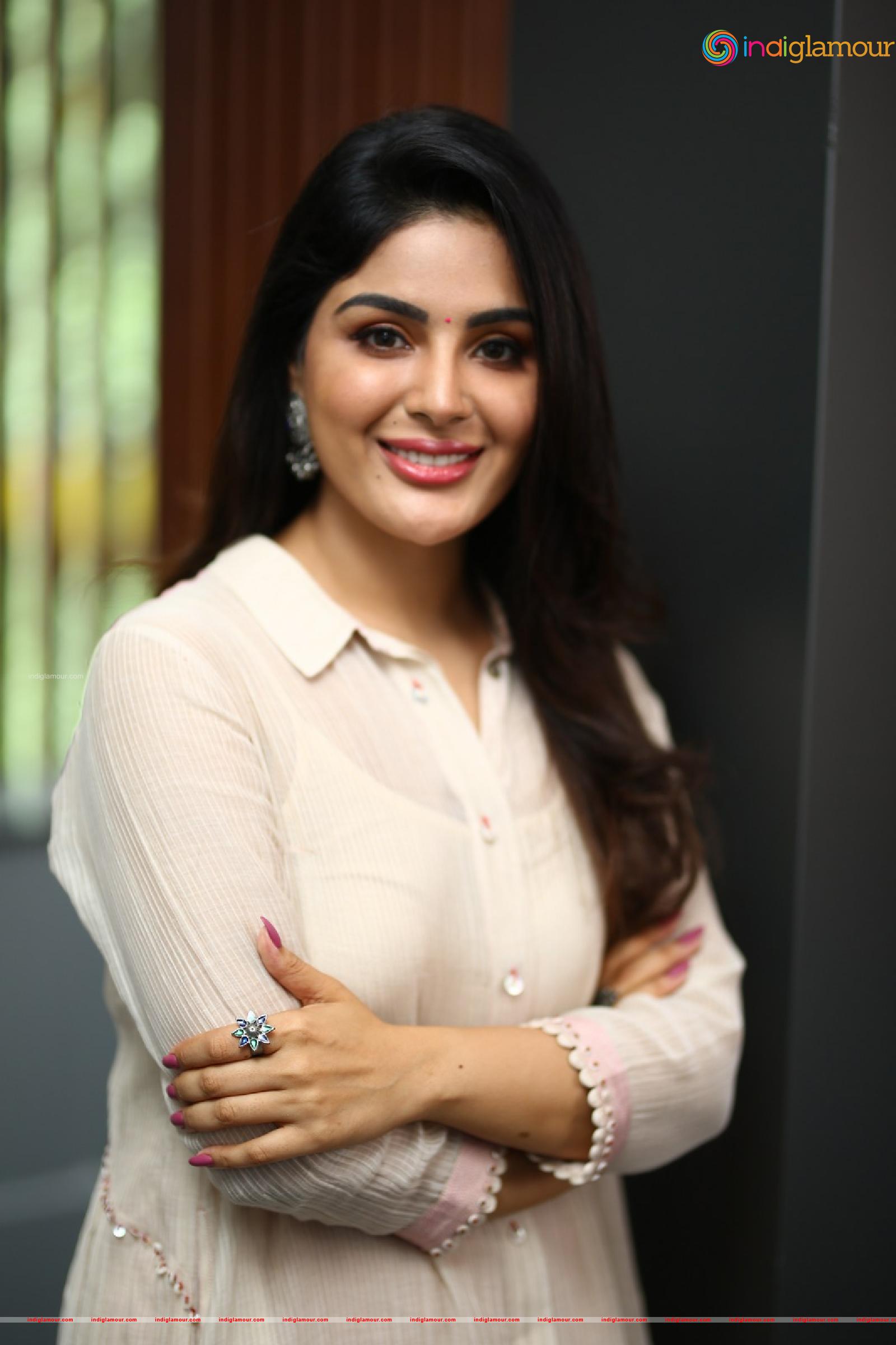 Samyuktha Menon Actress hd photo