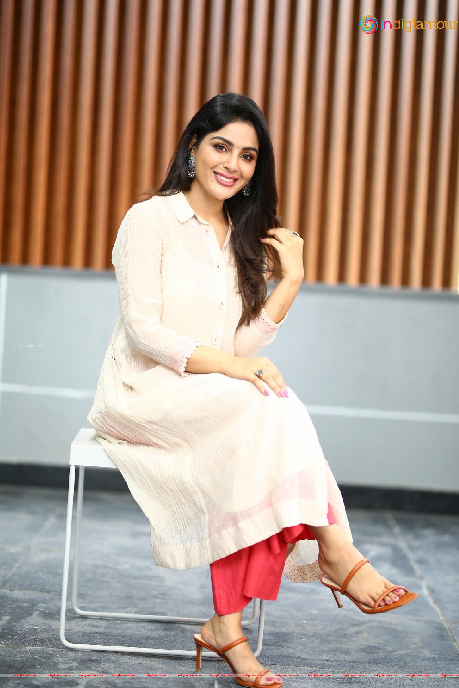 Samyuktha Menon Actress hd photo