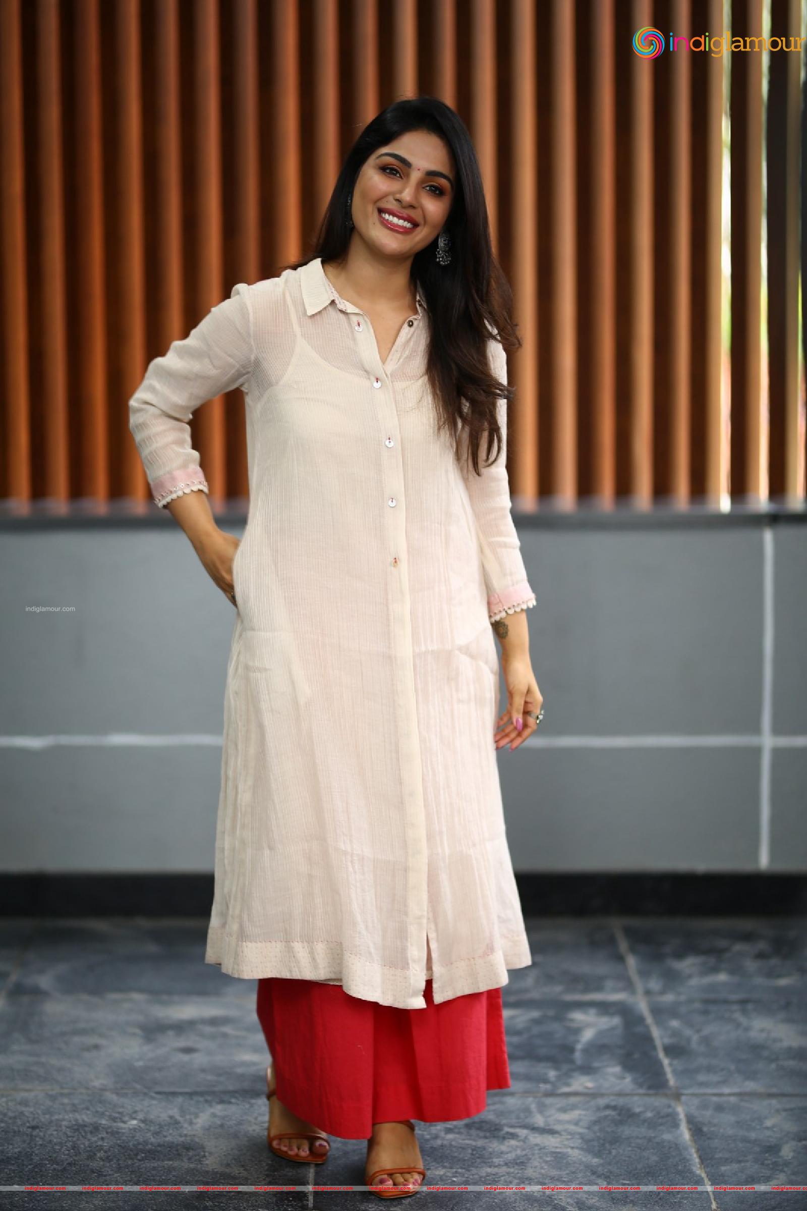 Samyuktha Menon Actress hd photo