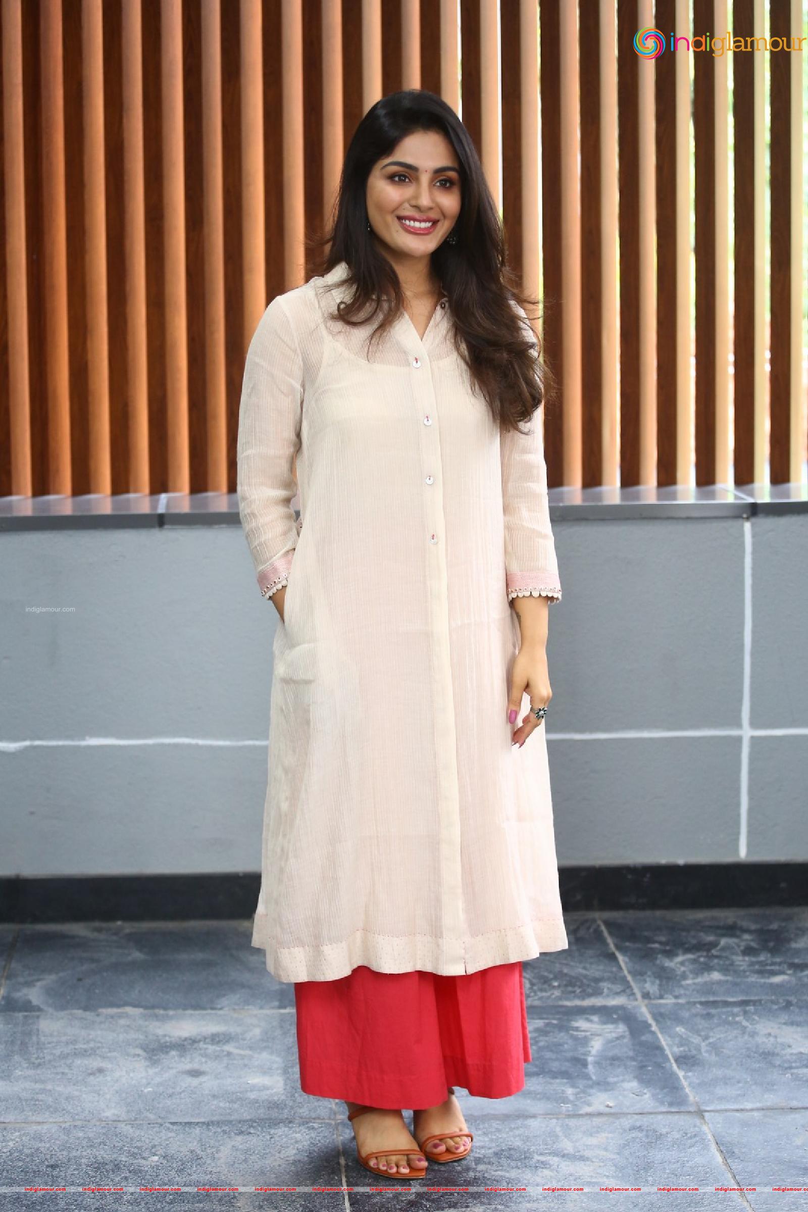 Samyuktha Menon Actress hd photo