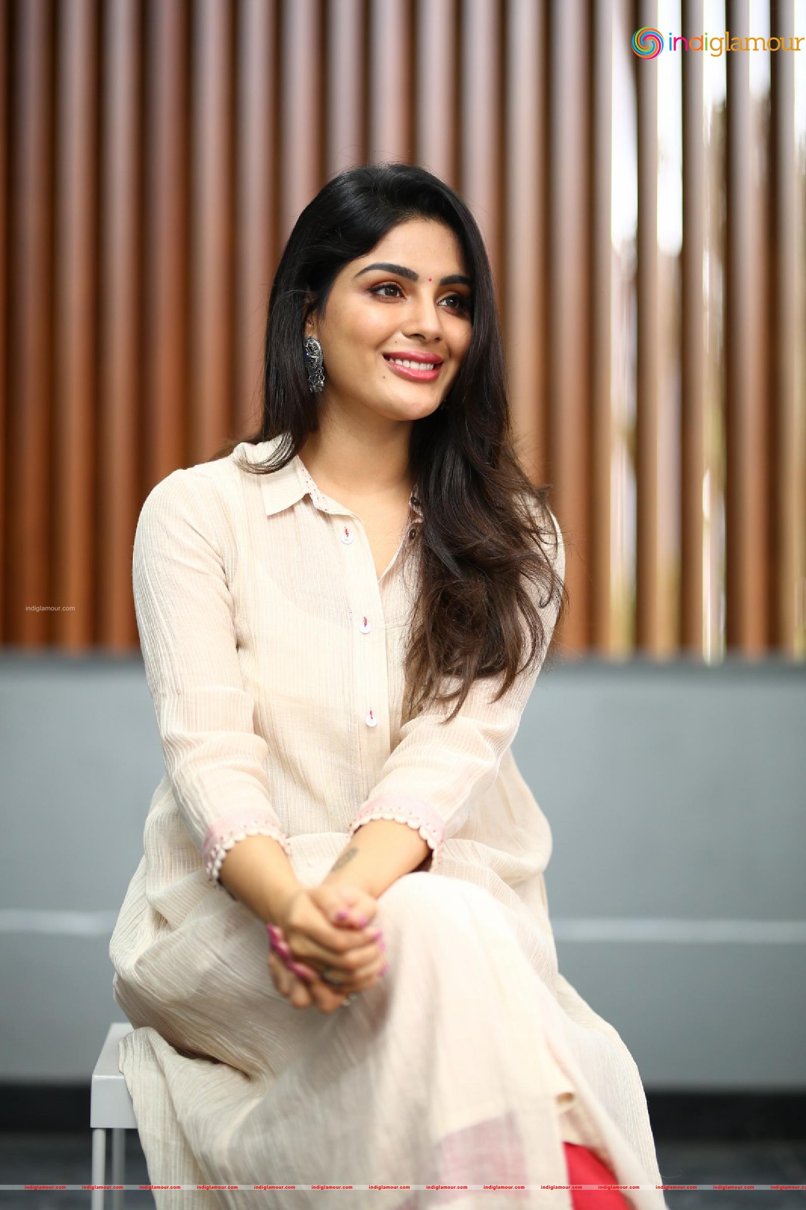 Samyuktha Menon Actress hd photo