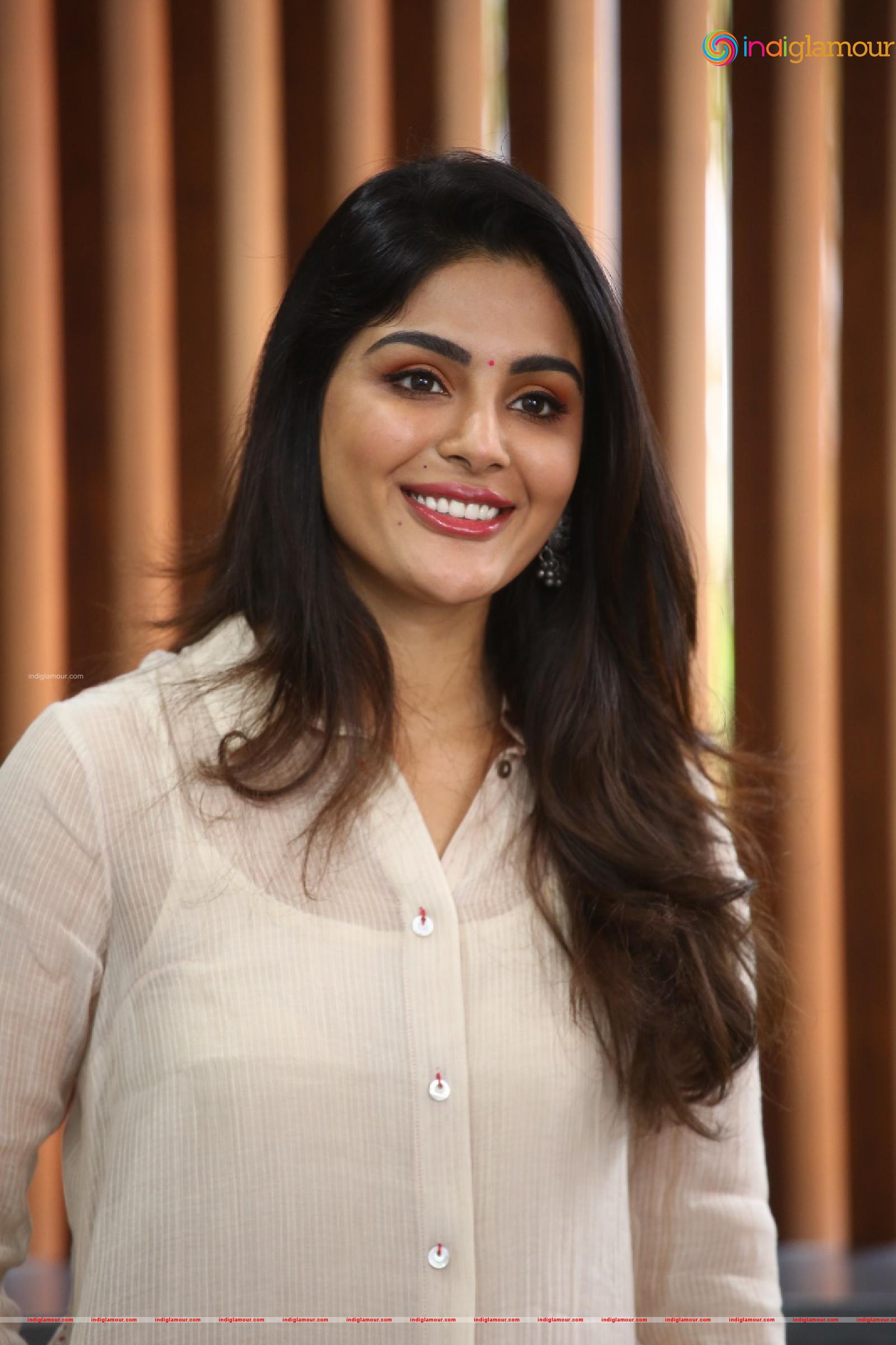 Samyuktha Menon Actress hd photo