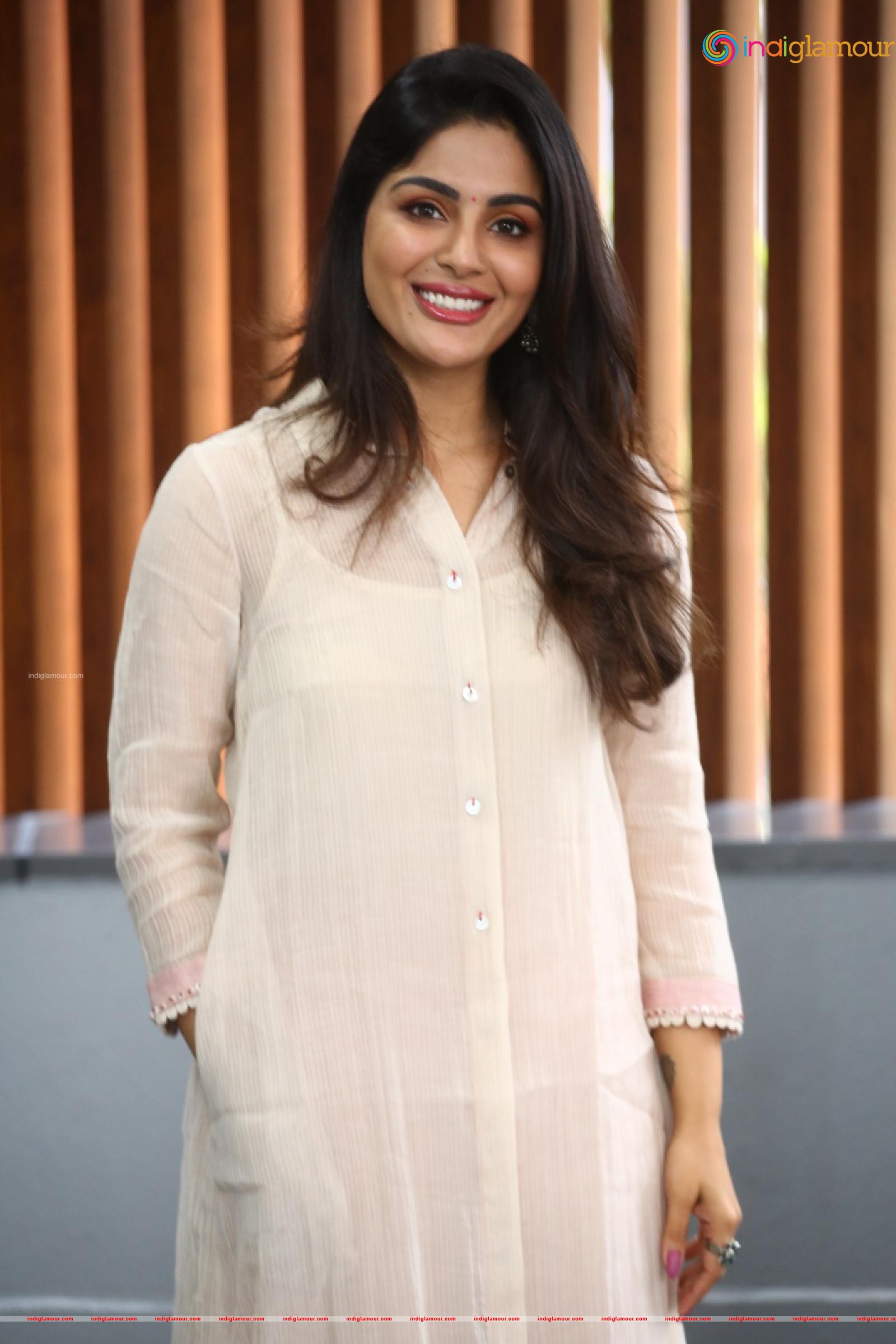 Samyuktha Menon Actress hd photo