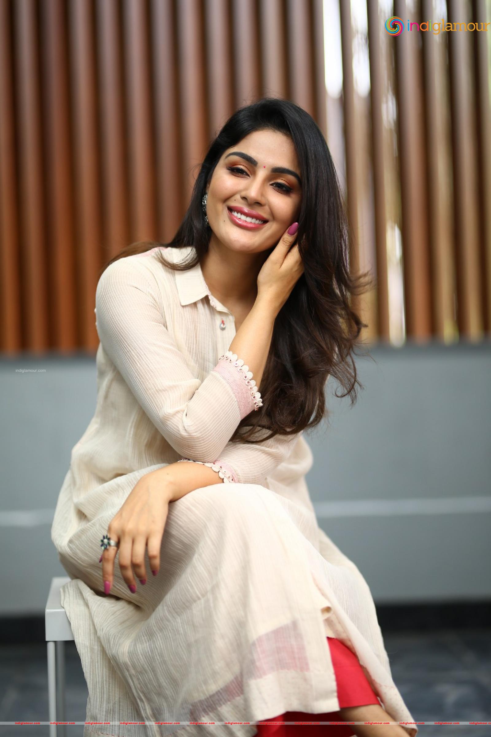 Samyuktha Menon Actress hd photo