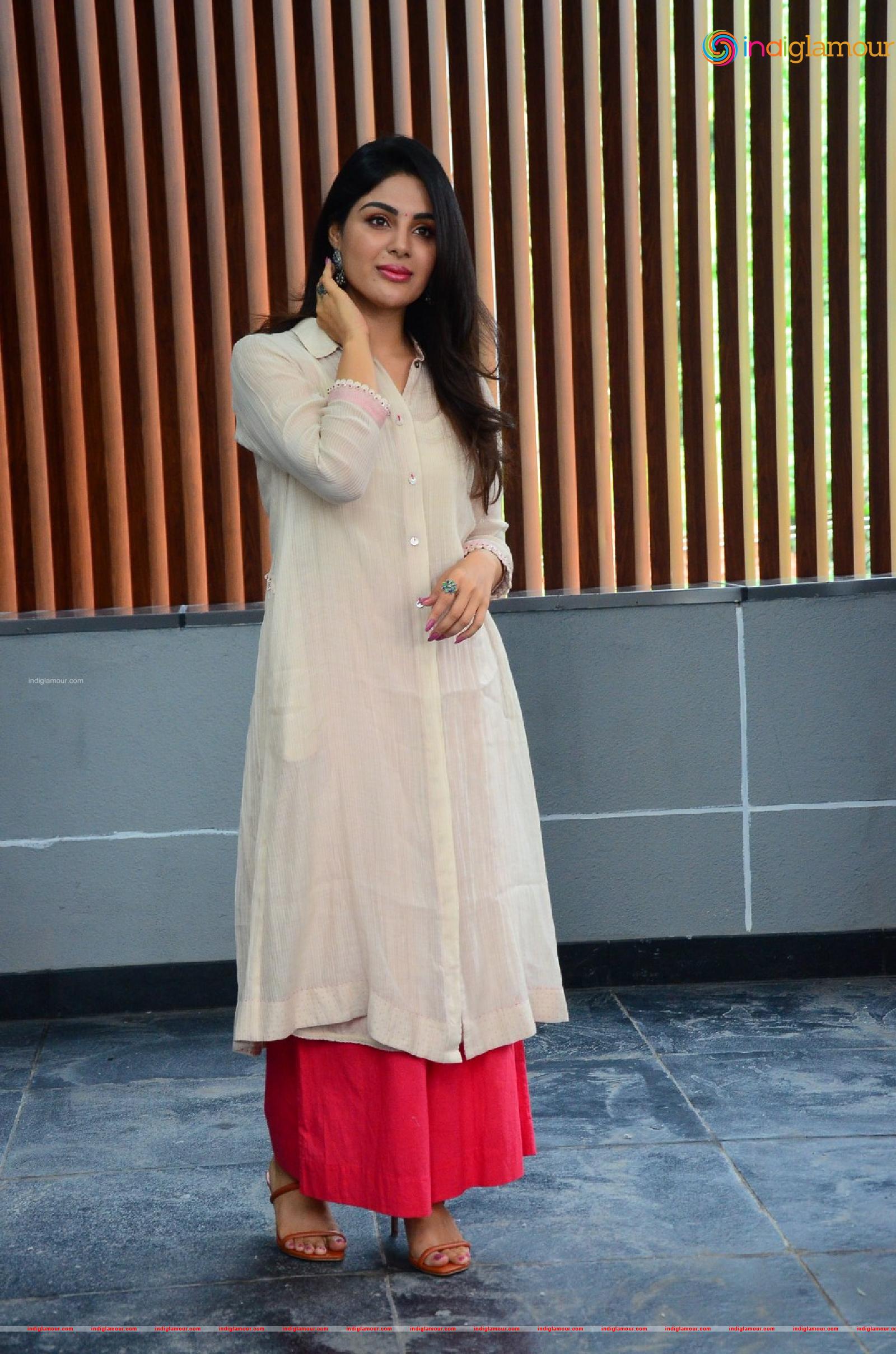 Samyuktha Menon Actress hd photo