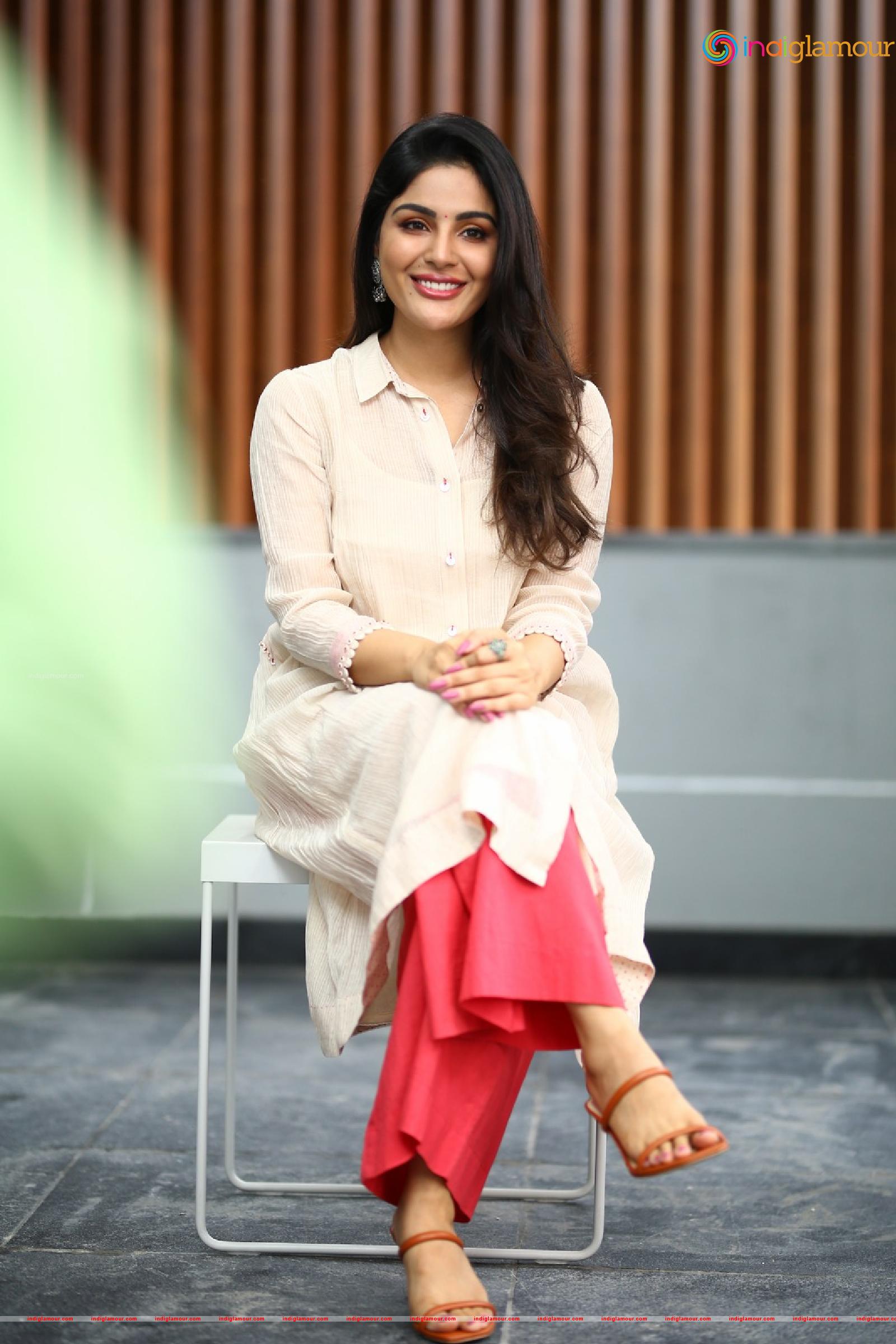 Samyuktha Menon Actress hd photo