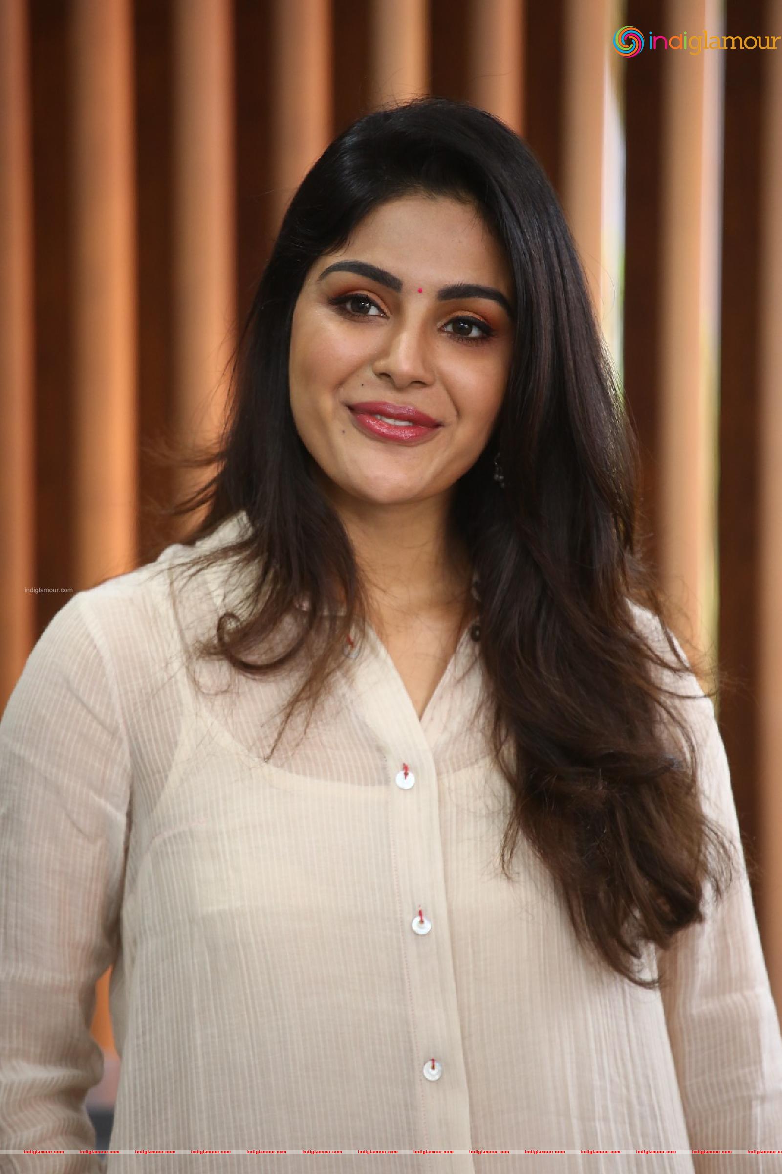 Samyuktha Menon Actress hd photo