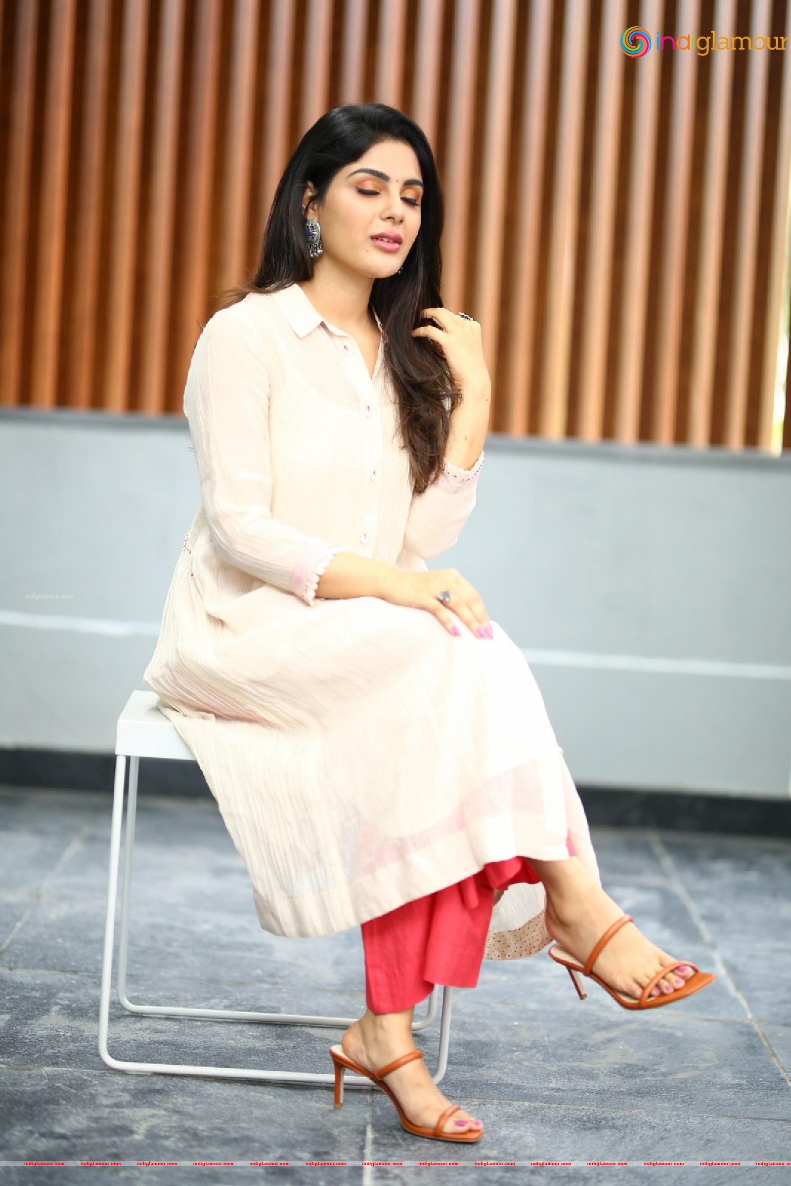 Samyuktha Menon Actress hd photo