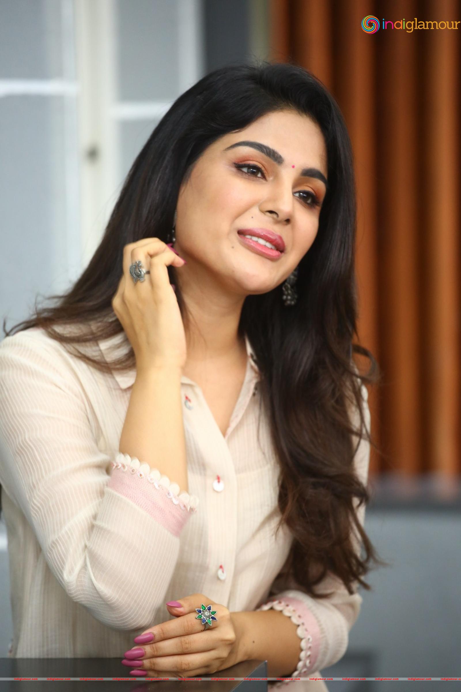 Samyuktha Menon Actress hd photo