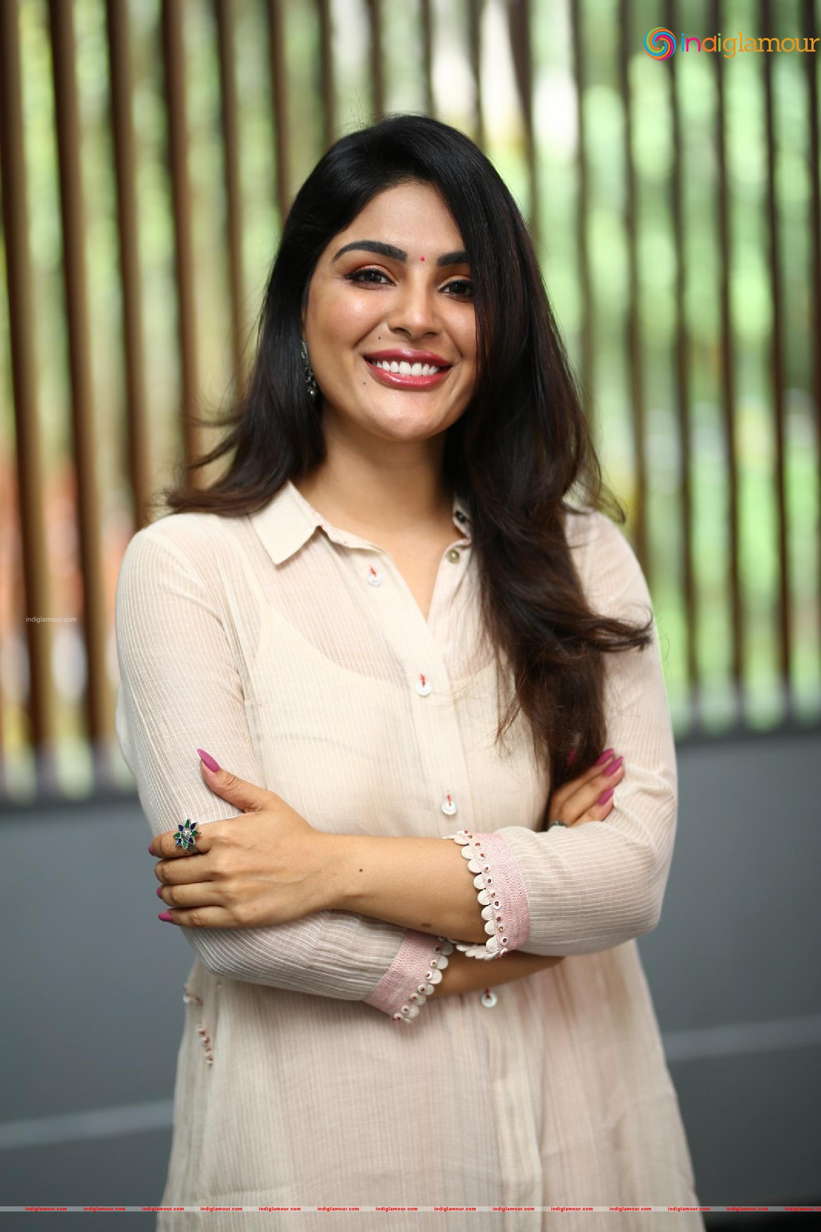 Samyuktha Menon Actress hd photo