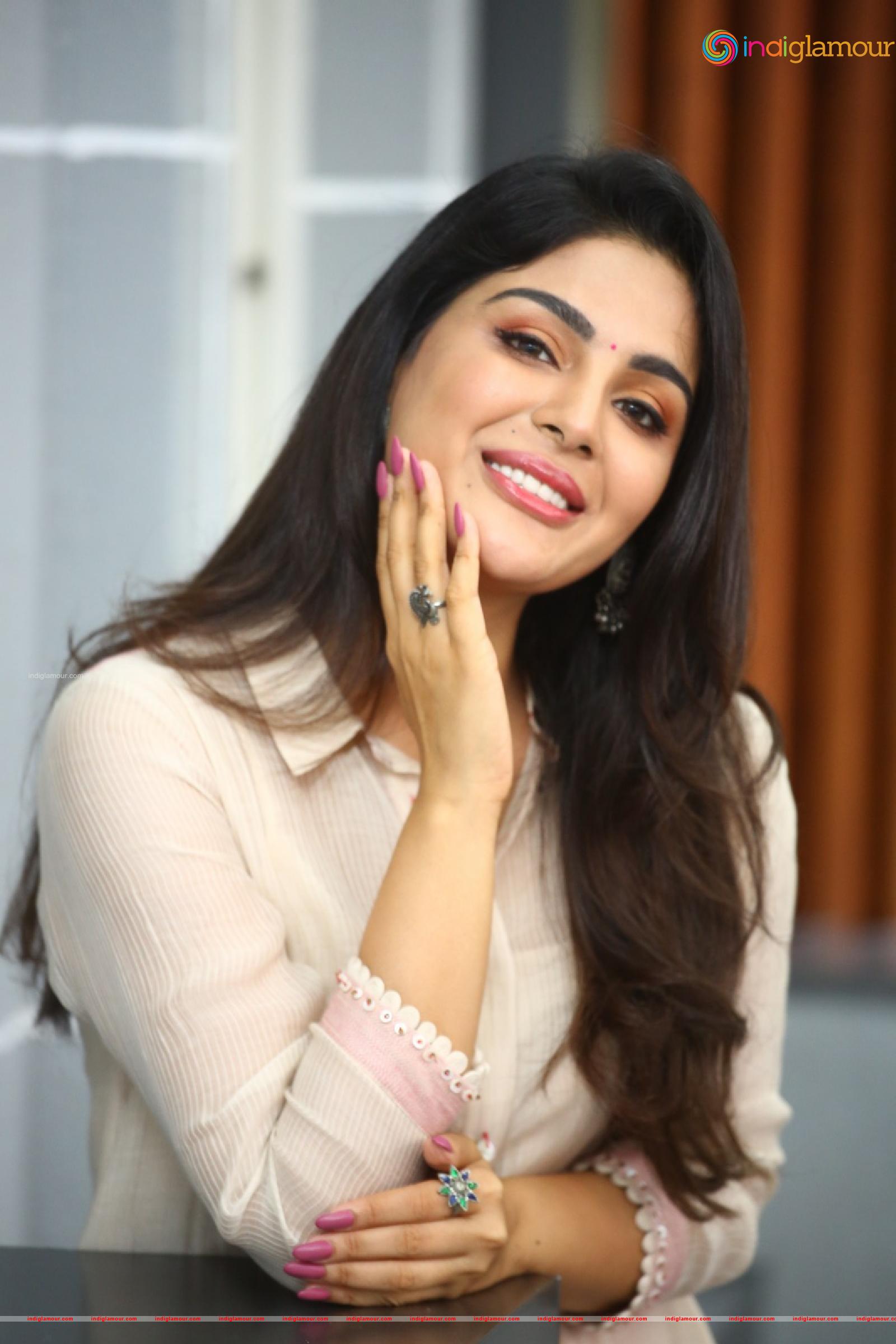 Samyuktha Menon Actress hd photo