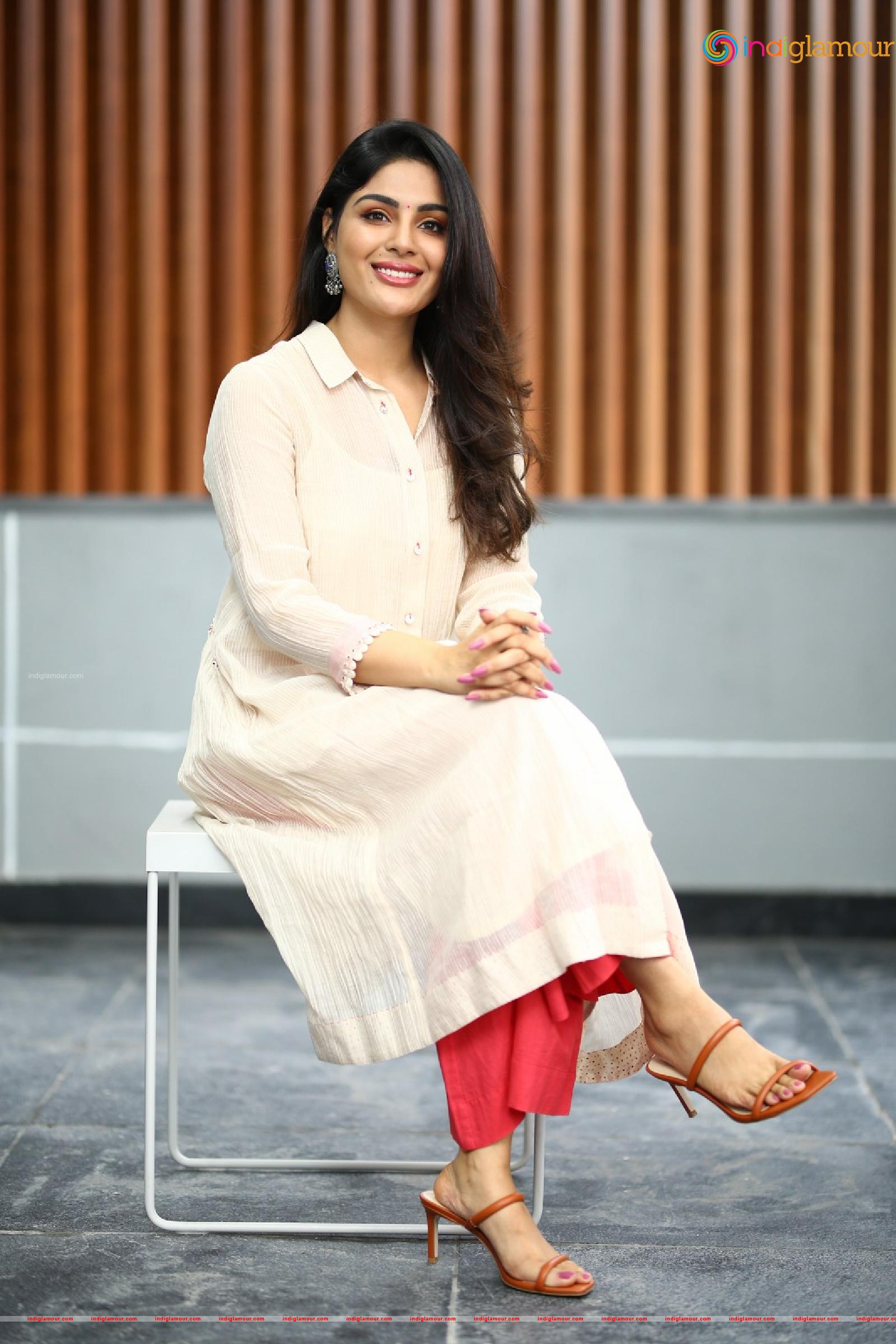 Samyuktha Menon Actress hd photo