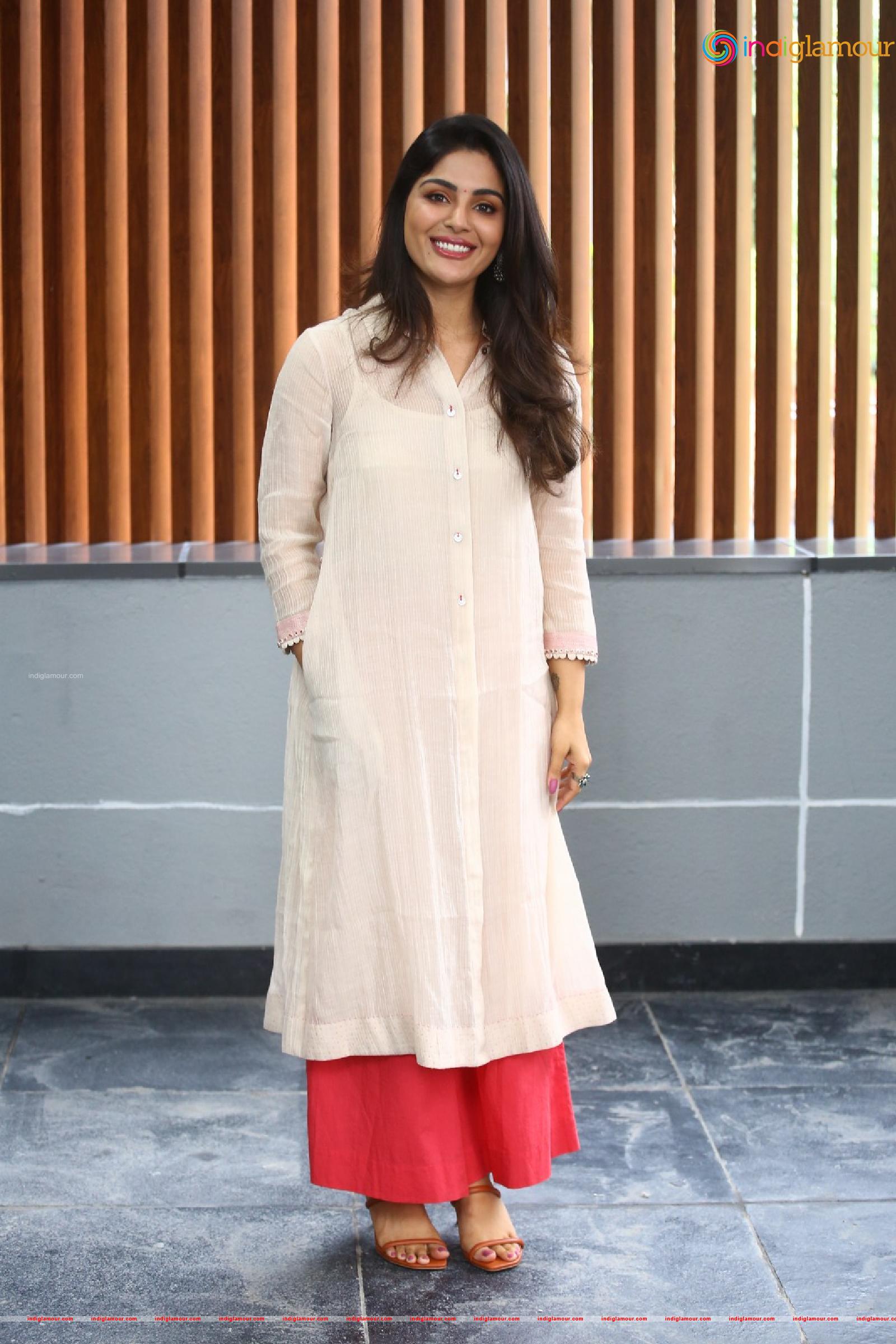 Samyuktha Menon Actress hd photo