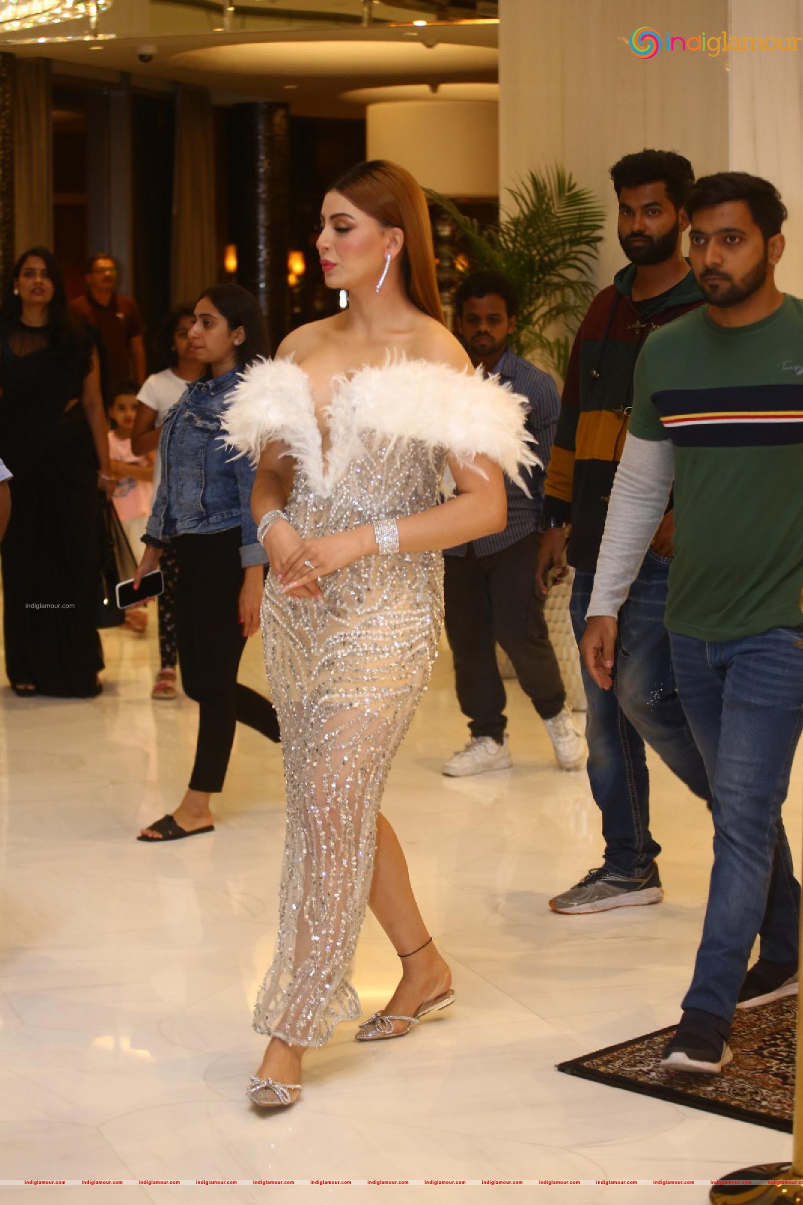 Urvashi Rautela Actress hd photo