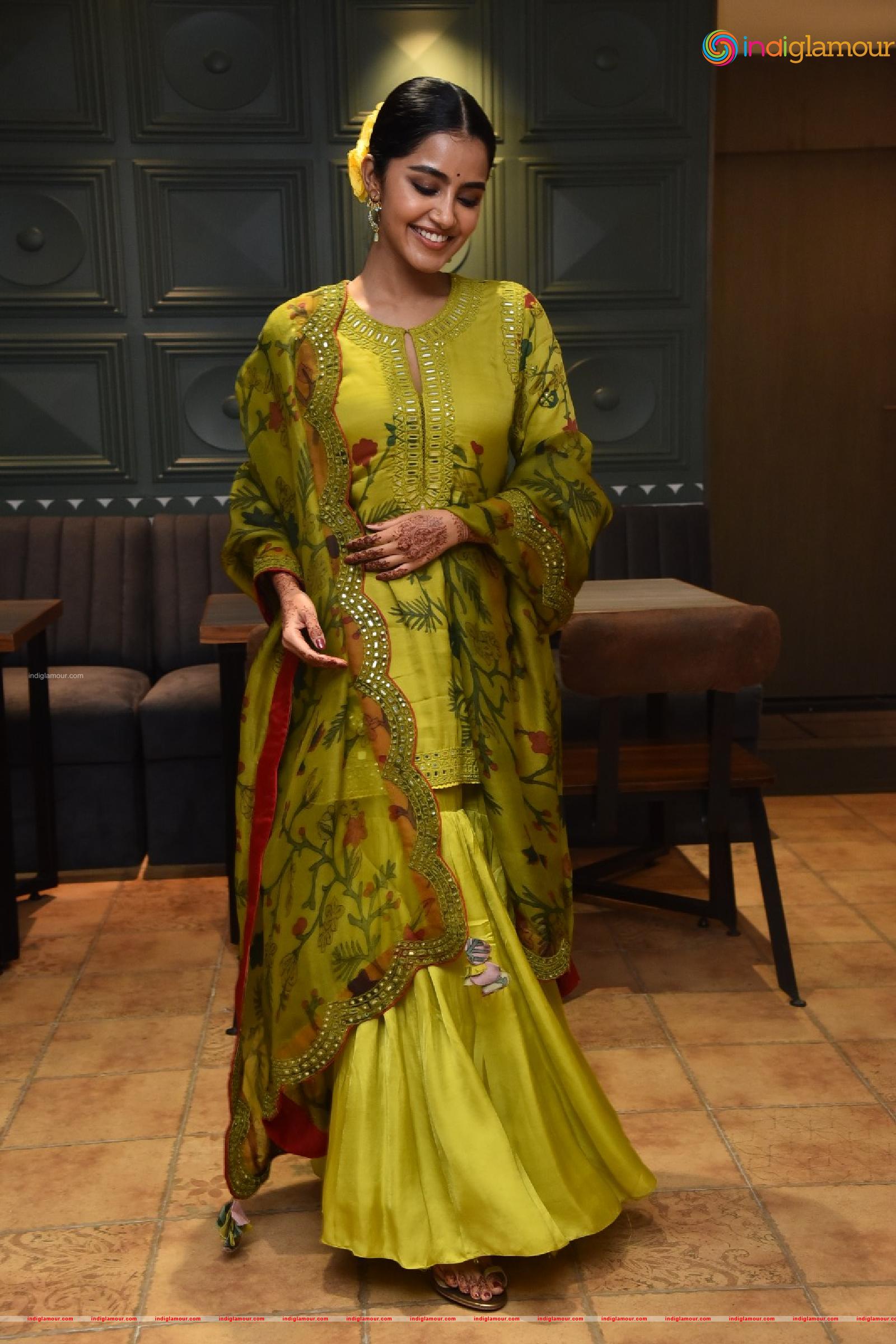 Anupama Parameswaran Actress hd photo