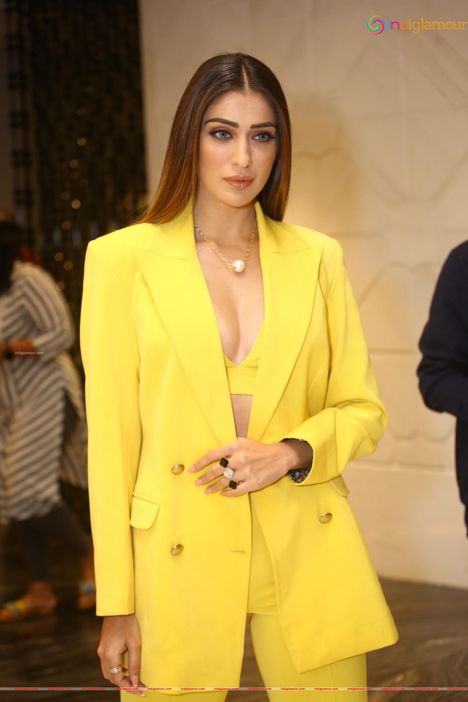 Raai Laxmi Actress hd photo