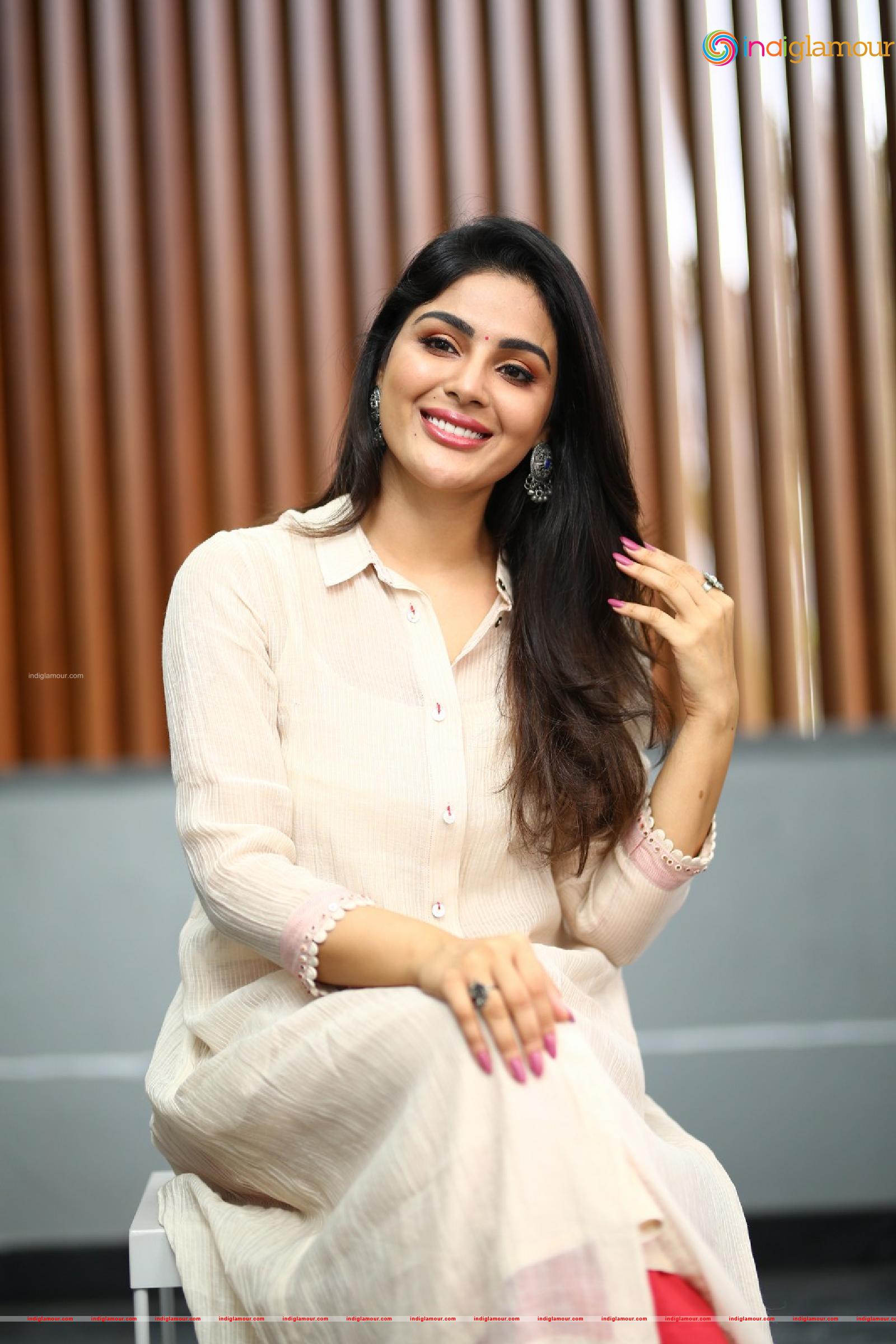 Samyuktha Menon Actress hd photo
