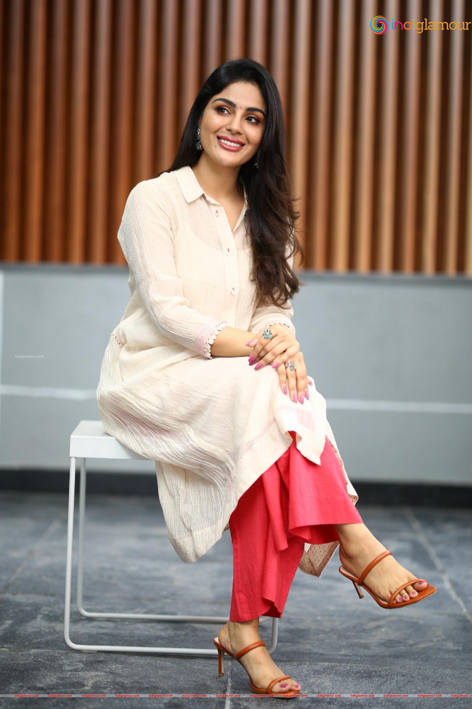 Samyuktha Menon Actress hd photo