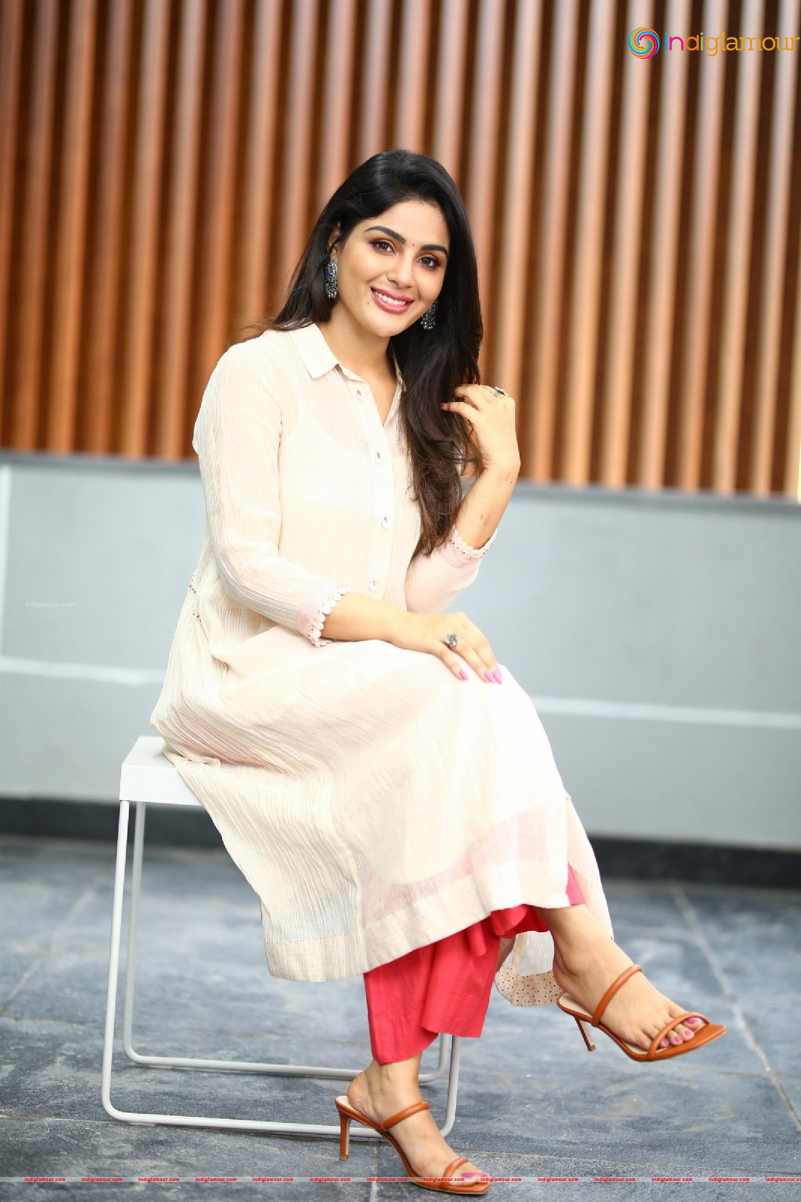 Samyuktha Menon Actress hd photo