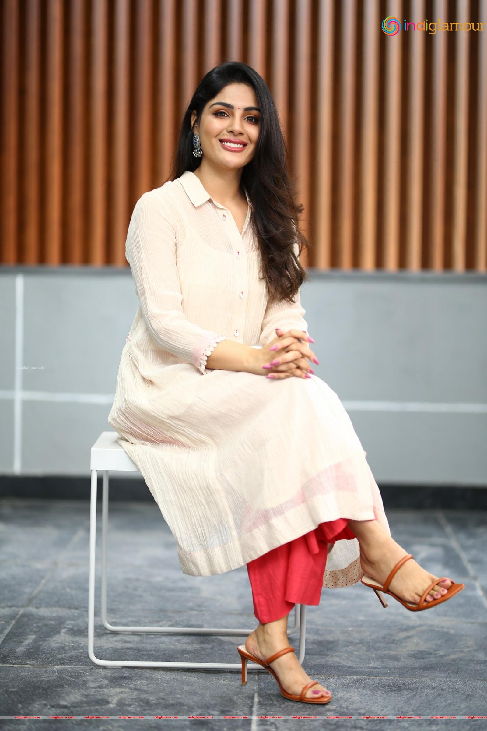 Samyuktha Menon Actress hd photo