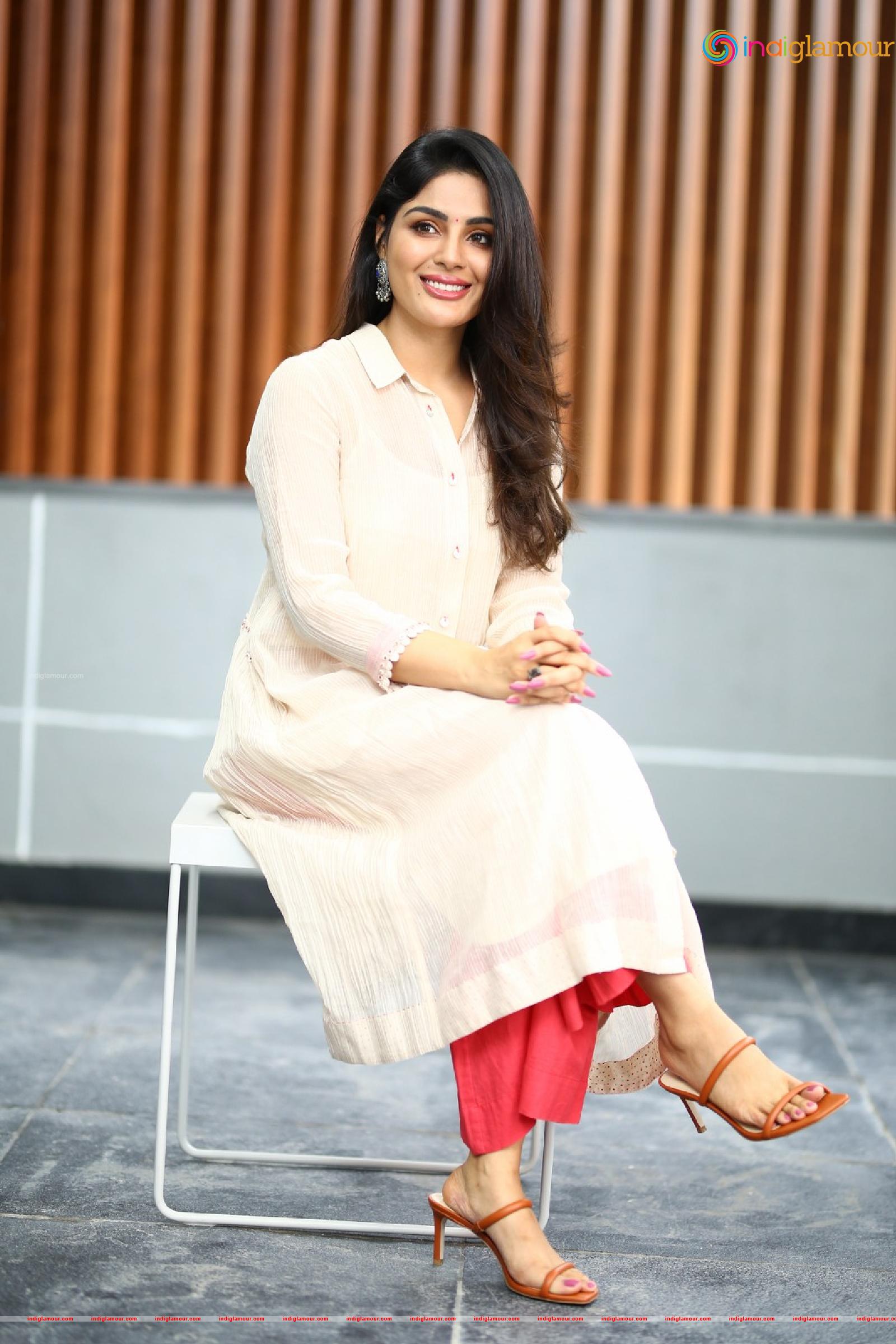 Samyuktha Menon Actress hd photo