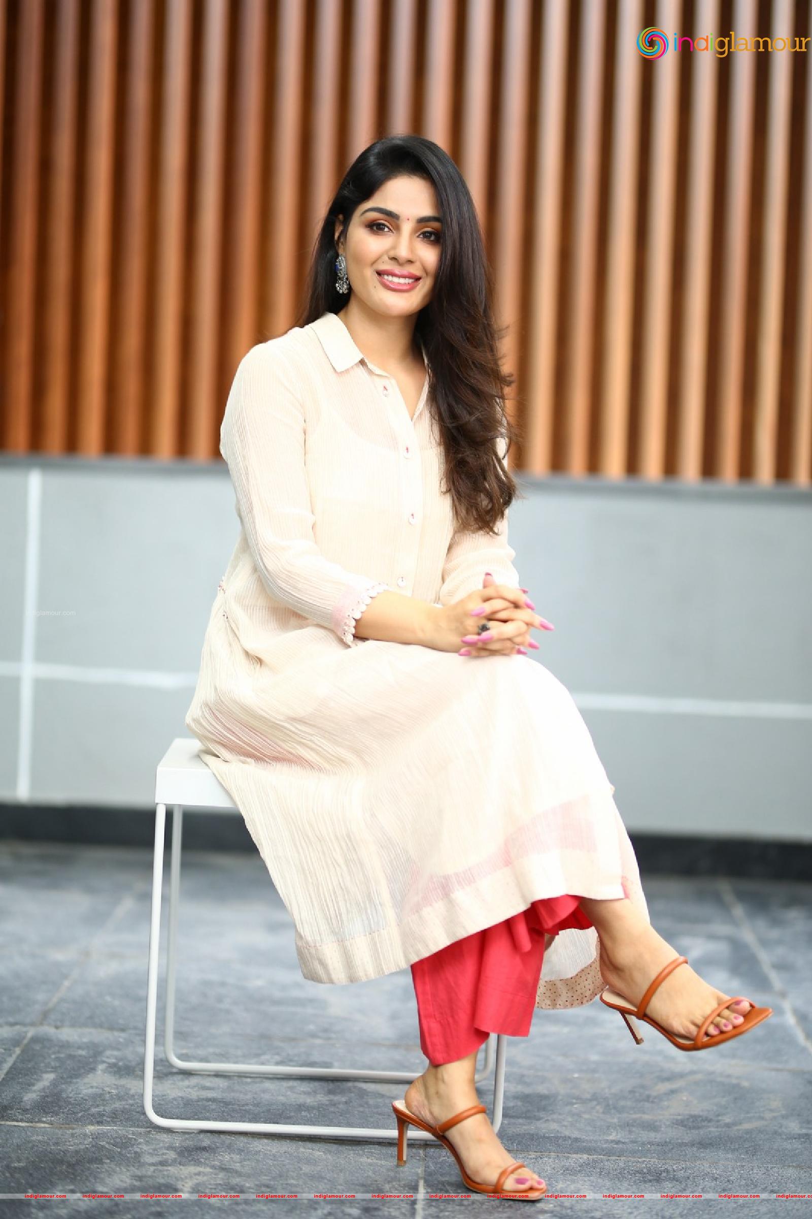 Samyuktha Menon Actress hd photo
