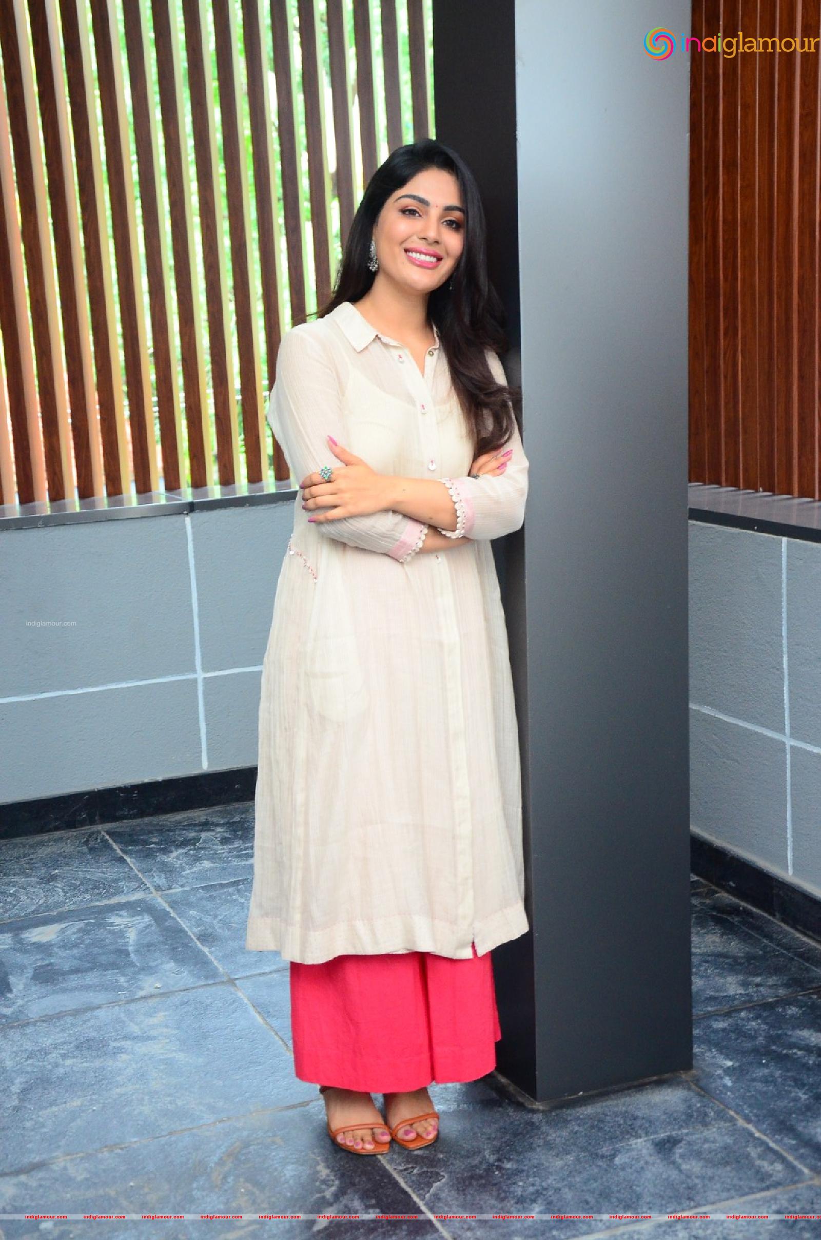 Samyuktha Menon Actress hd photo
