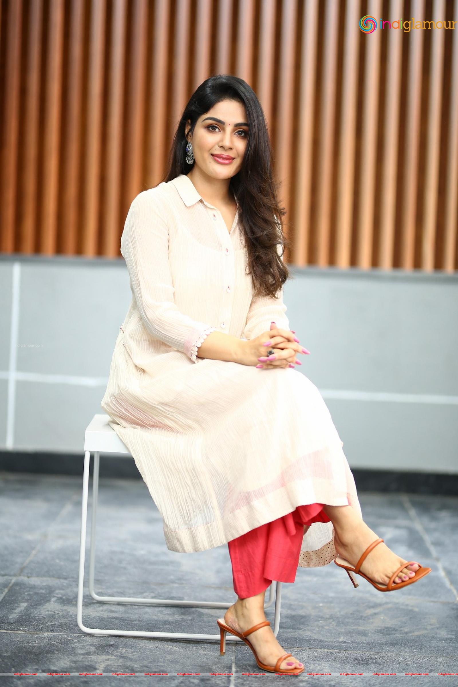 Samyuktha Menon Actress hd photo