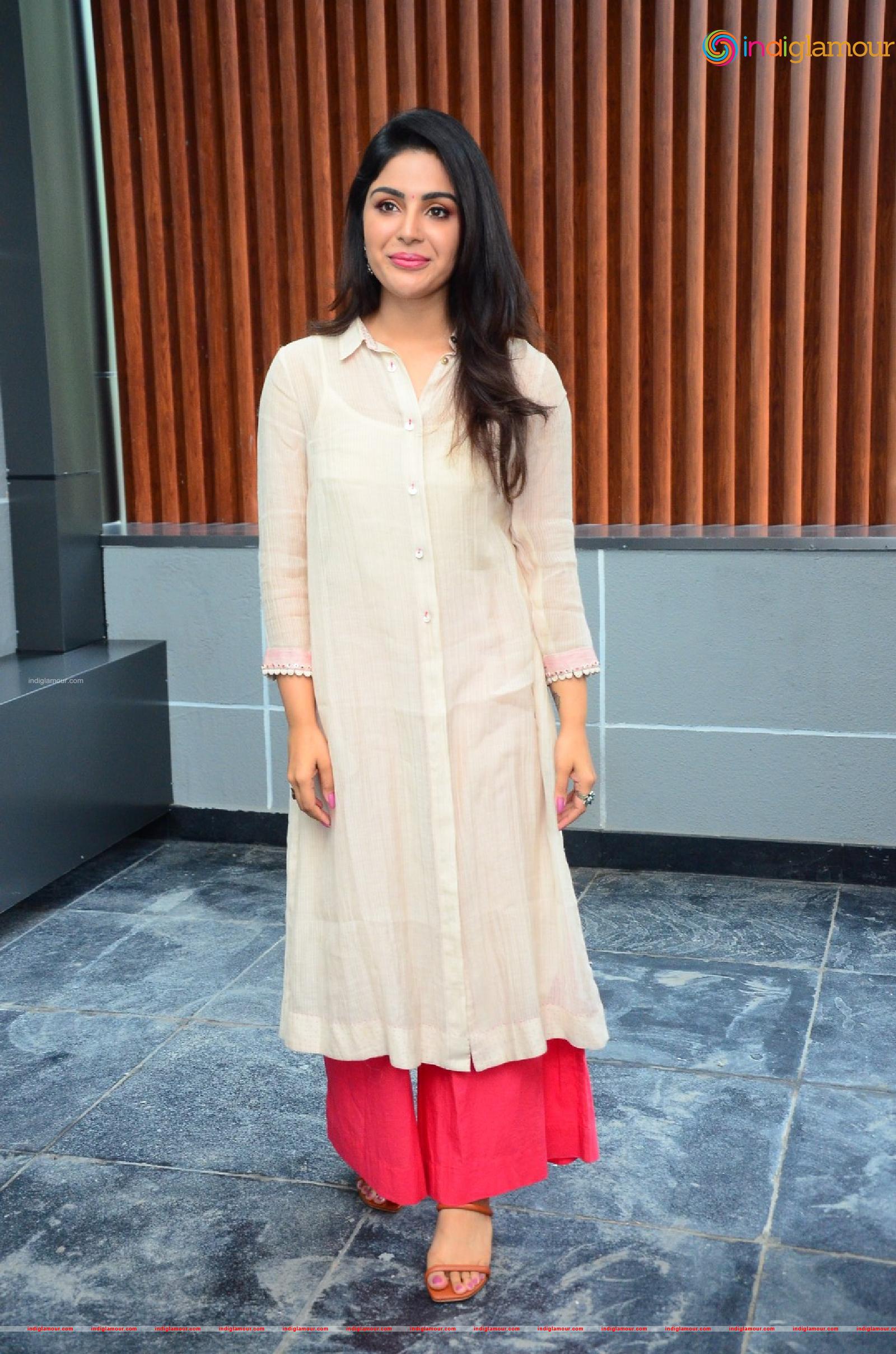 Samyuktha Menon Actress hd photo