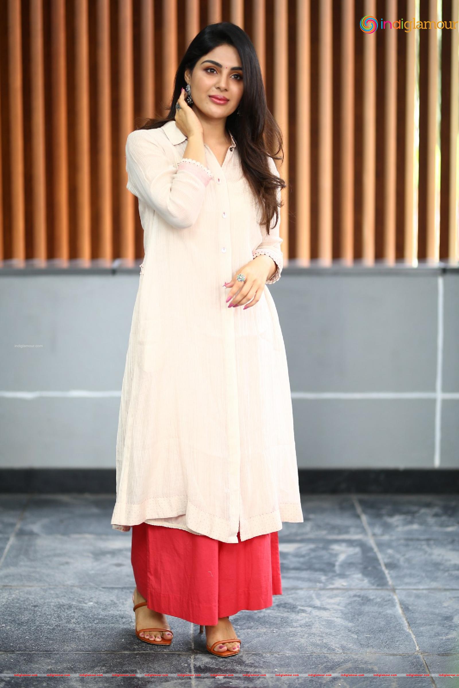 Samyuktha Menon Actress hd photo