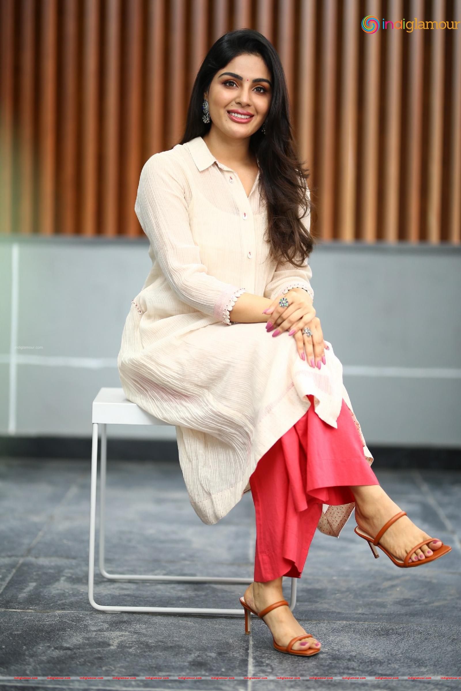 Samyuktha Menon Actress hd photo