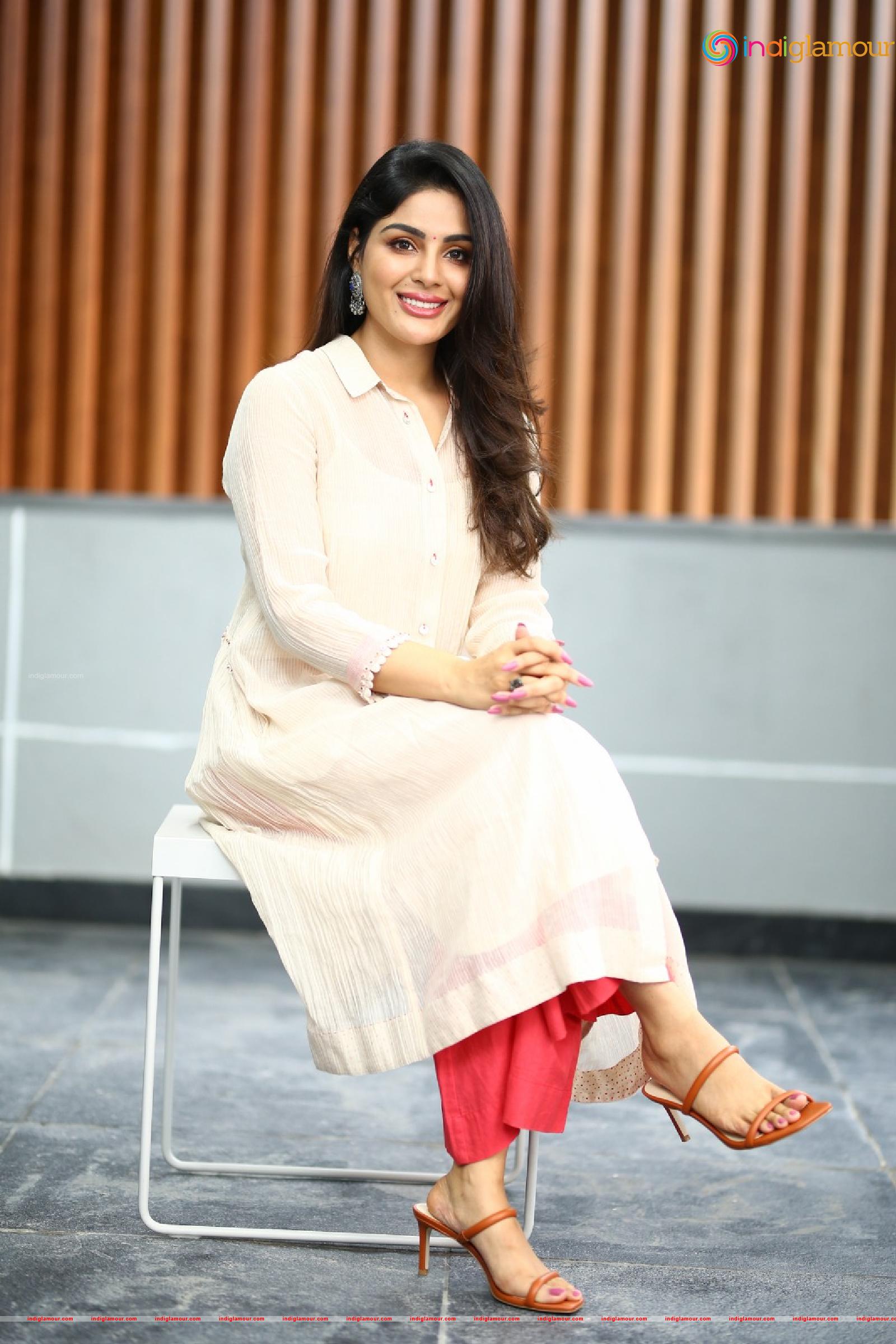 Samyuktha Menon Actress hd photo
