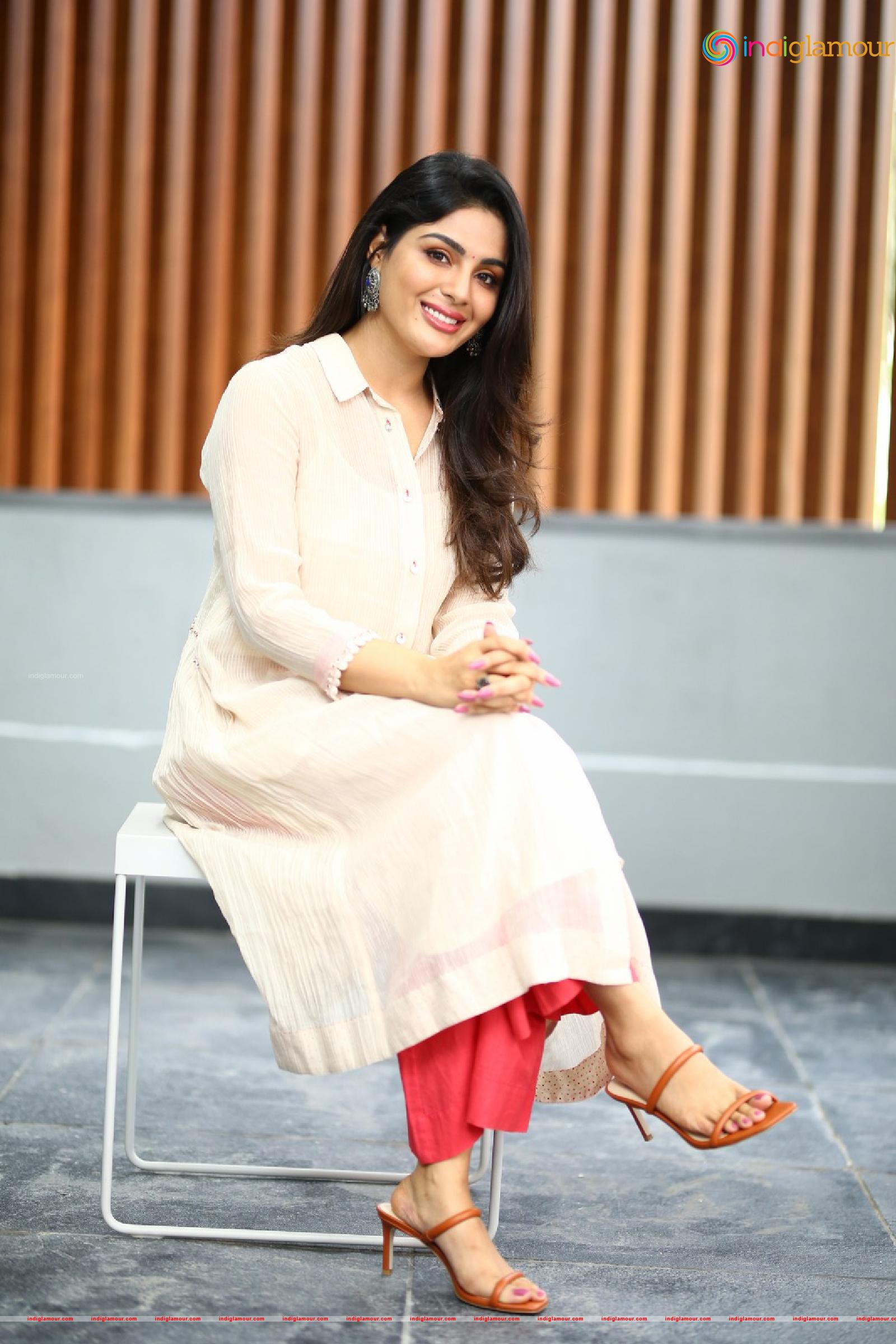 Samyuktha Menon Actress hd photo