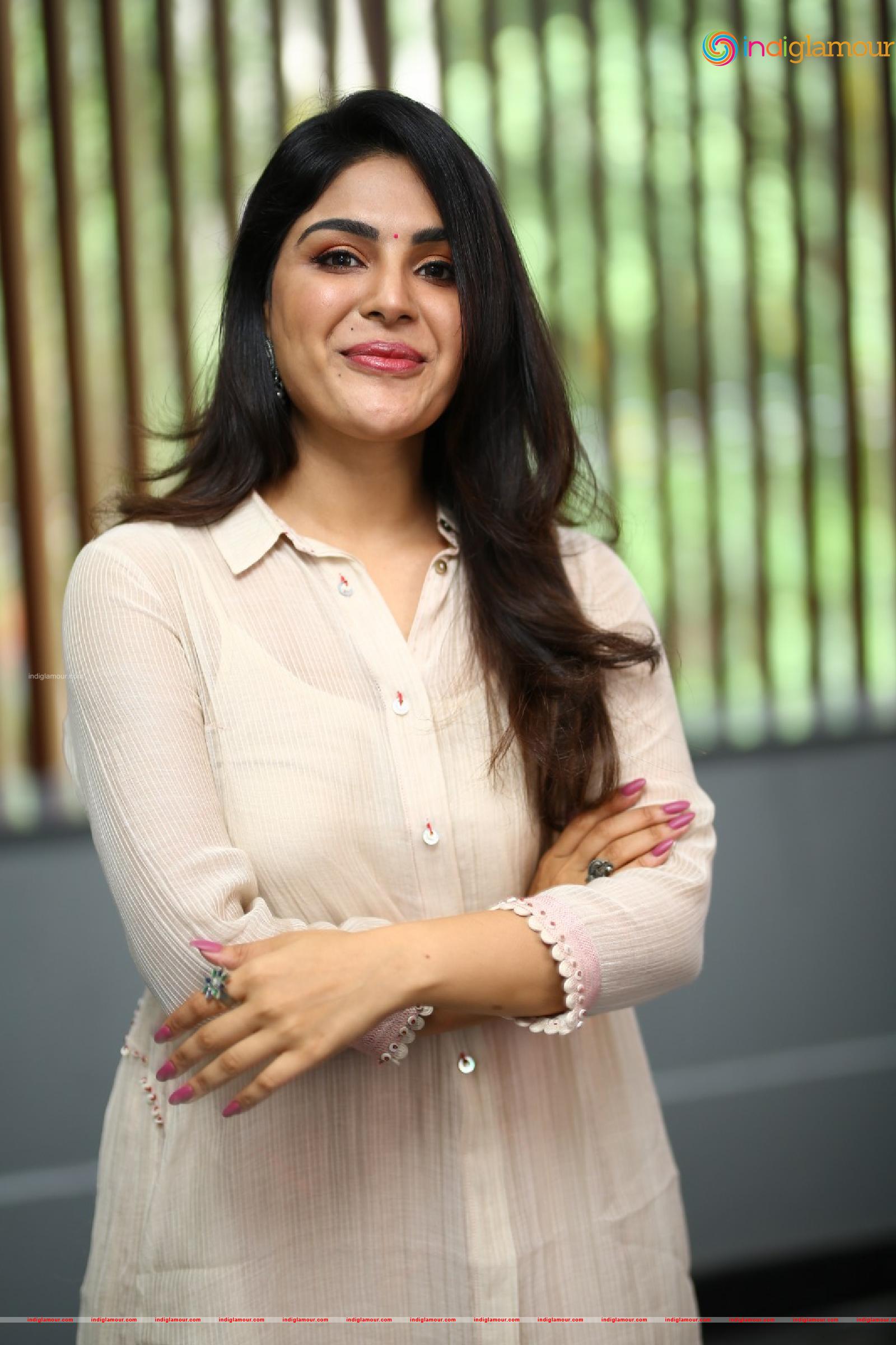 Samyuktha Menon Actress hd photo