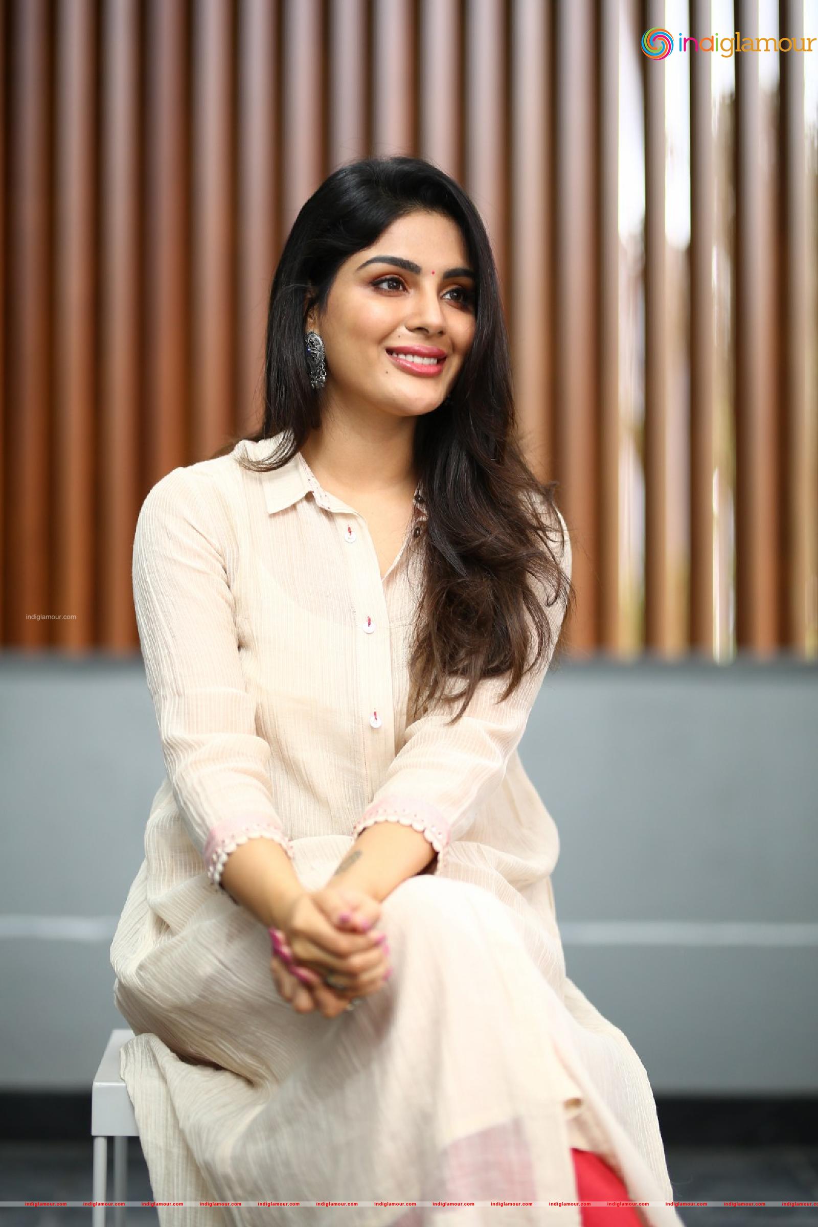 Samyuktha Menon Actress hd photo