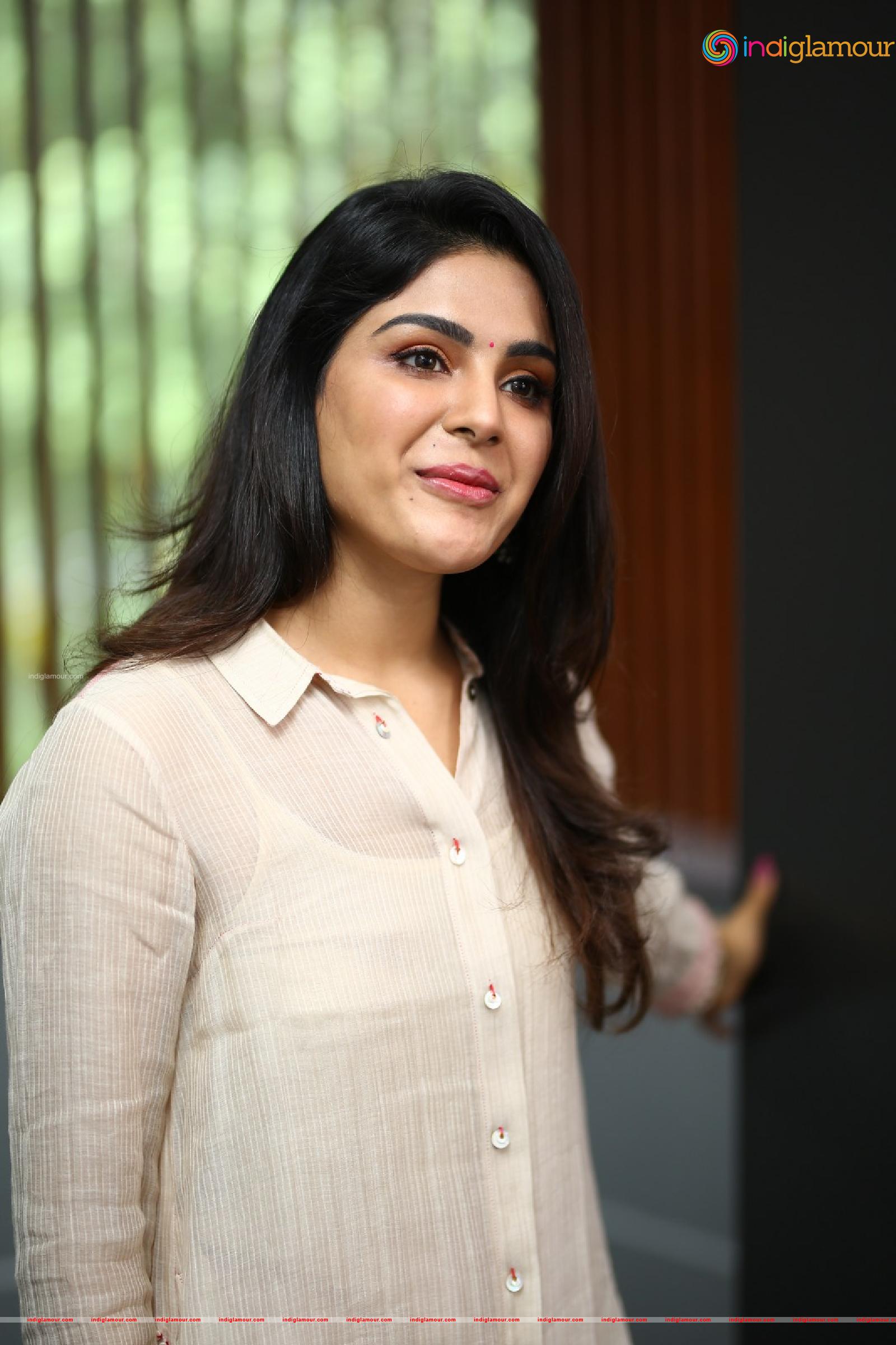 Samyuktha Menon Actress hd photo