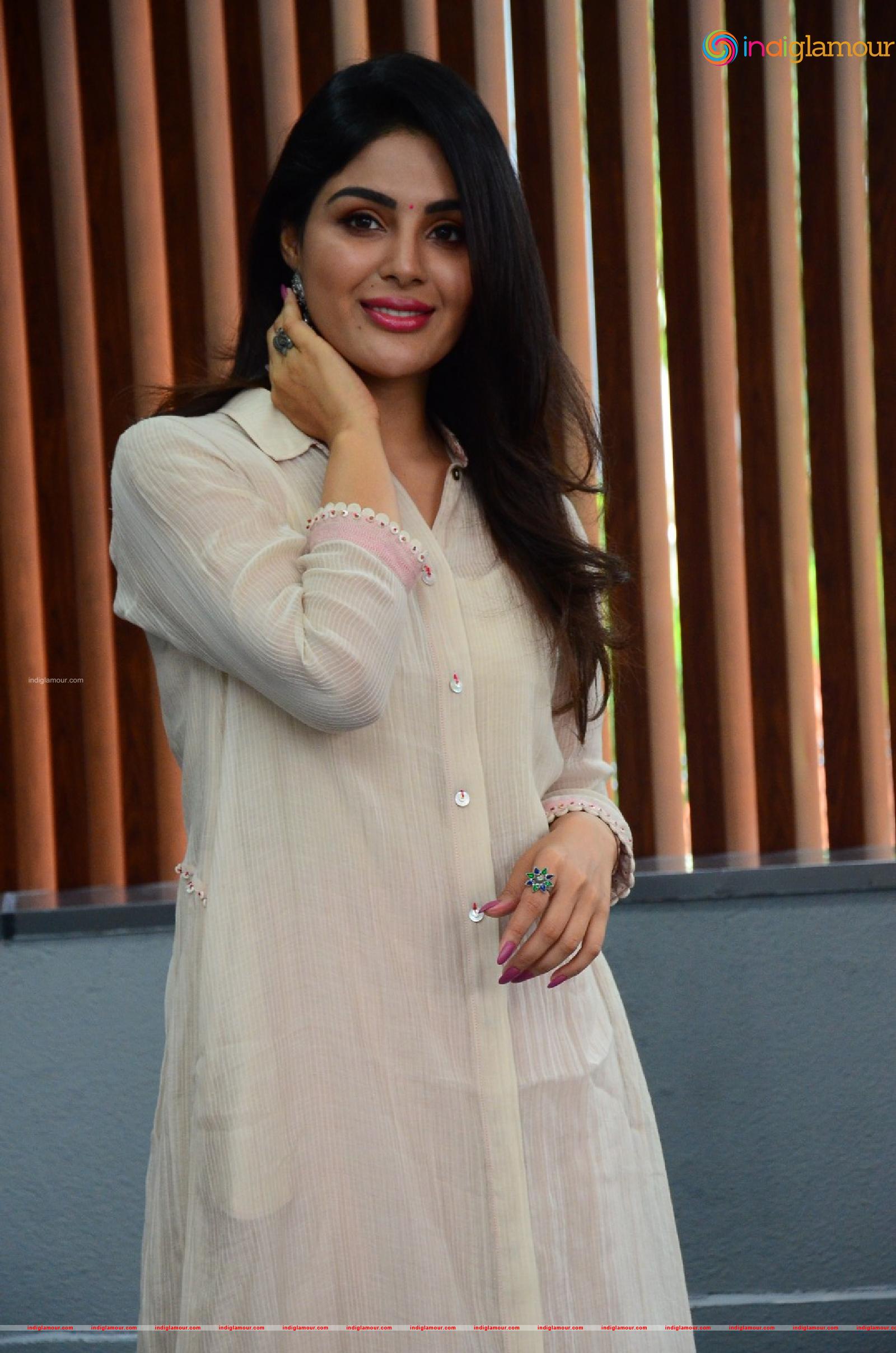 Samyuktha Menon Actress hd photo